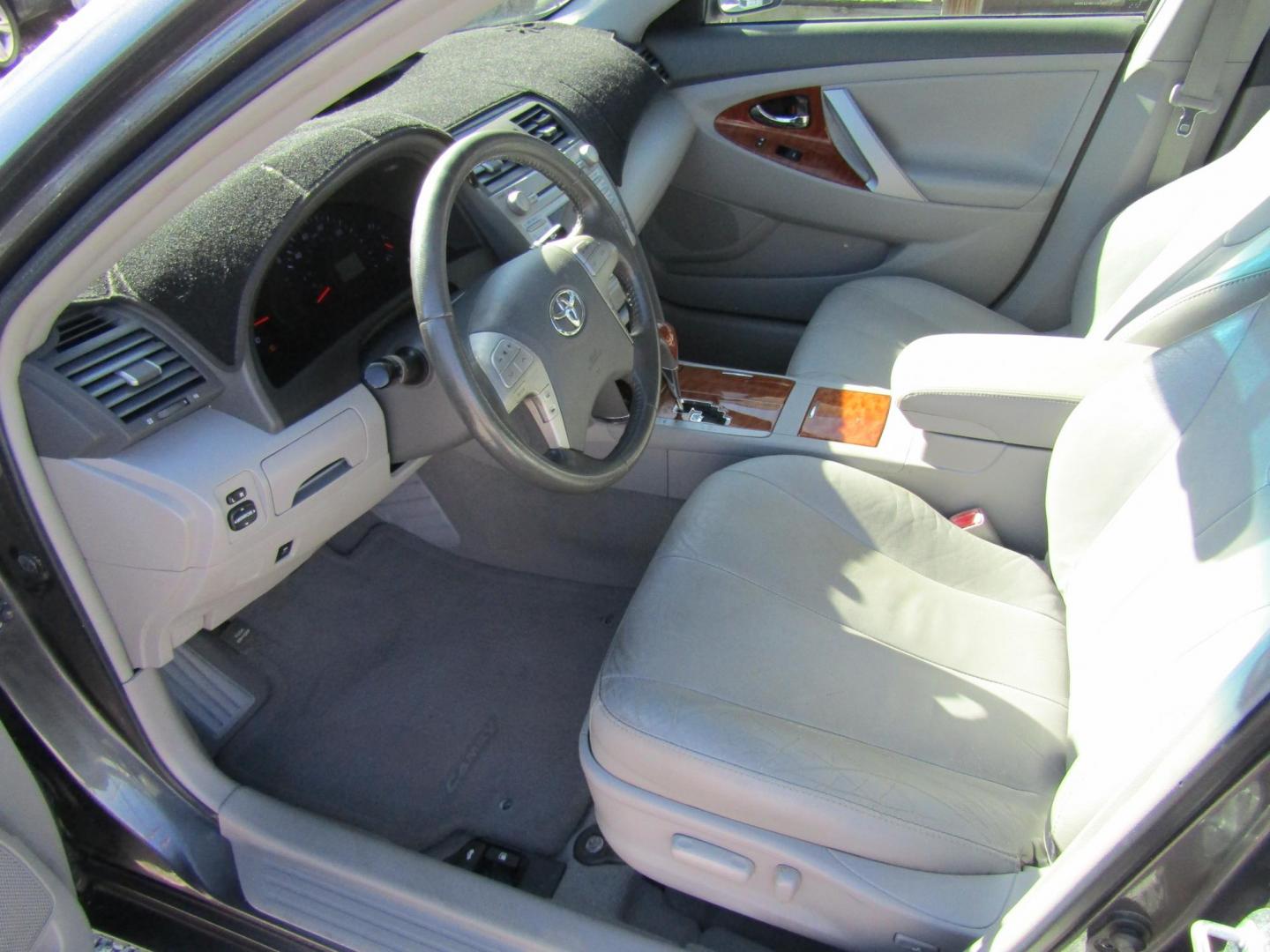 2011 Gray Toyota Camry Base 6-Spd AT (4T4BF3EK2BR) with an 2.5L L4 DOHC 16V engine, Automatic transmission, located at 15016 S Hwy 231, Midland City, AL, 36350, (334) 983-3001, 31.306210, -85.495277 - Photo#3