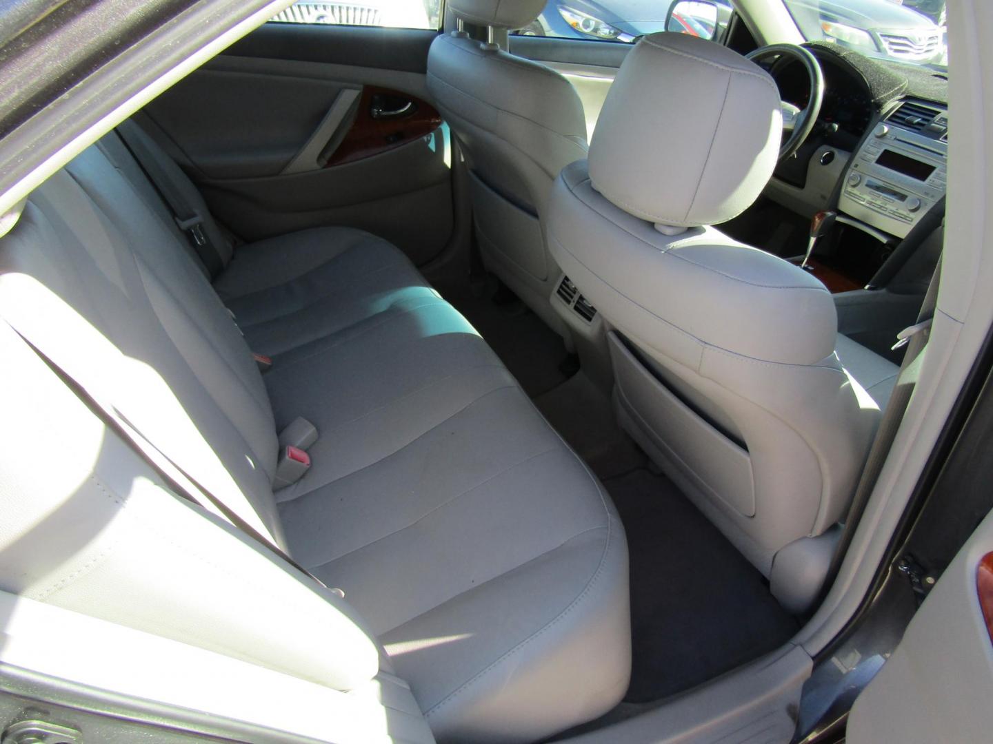 2011 Gray Toyota Camry Base 6-Spd AT (4T4BF3EK2BR) with an 2.5L L4 DOHC 16V engine, Automatic transmission, located at 15016 S Hwy 231, Midland City, AL, 36350, (334) 983-3001, 31.306210, -85.495277 - Photo#8