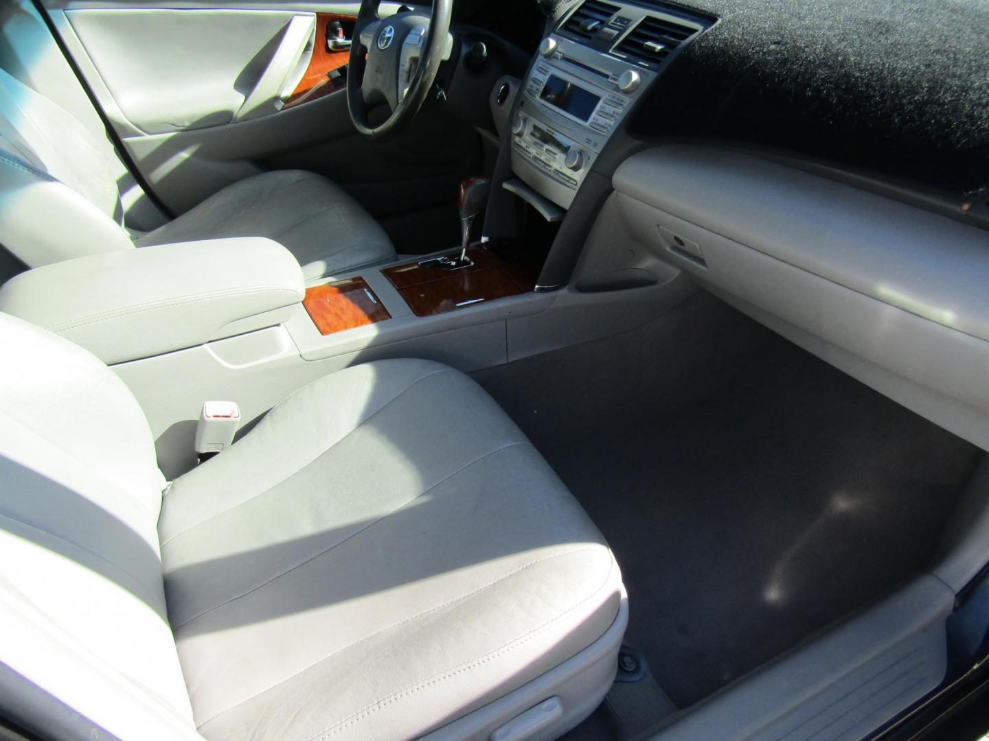 2011 Gray Toyota Camry Base 6-Spd AT (4T4BF3EK2BR) with an 2.5L L4 DOHC 16V engine, Automatic transmission, located at 15016 S Hwy 231, Midland City, AL, 36350, (334) 983-3001, 31.306210, -85.495277 - Photo#9