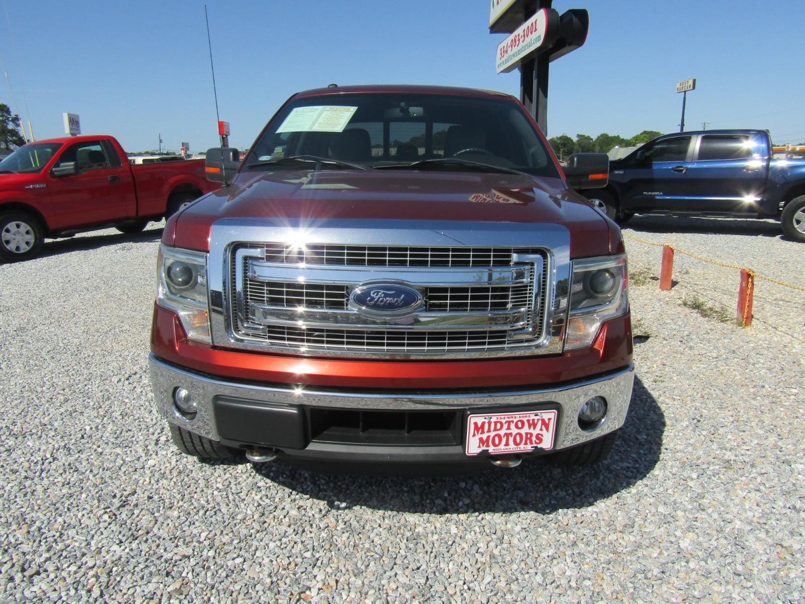 2014 Maroon Ford F-150 FX4 SuperCrew 5.5-ft. Bed 4WD (1FTFW1ET6EK) with an 3.5L V6 TURBO engine, Automatic transmission, located at 15016 S Hwy 231, Midland City, AL, 36350, (334) 983-3001, 31.306210, -85.495277 - Photo #1