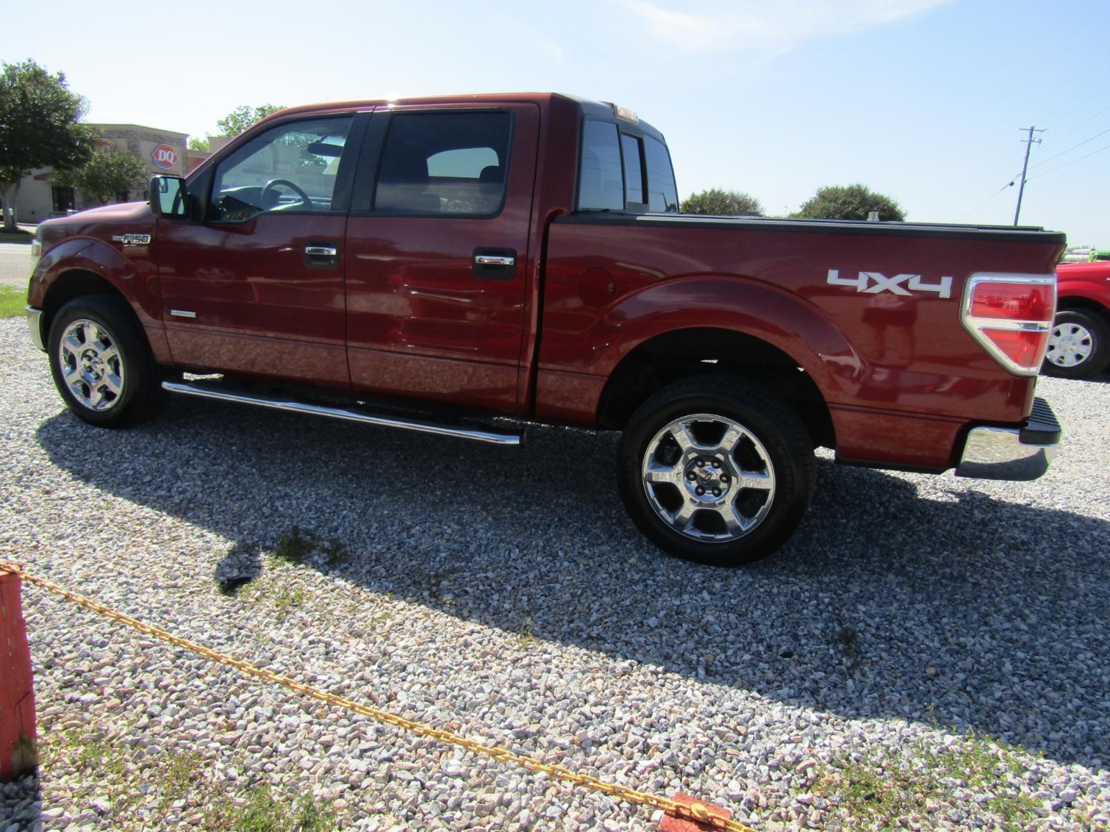 2014 Maroon Ford F-150 FX4 SuperCrew 5.5-ft. Bed 4WD (1FTFW1ET6EK) with an 3.5L V6 TURBO engine, Automatic transmission, located at 15016 S Hwy 231, Midland City, AL, 36350, (334) 983-3001, 31.306210, -85.495277 - Photo #5