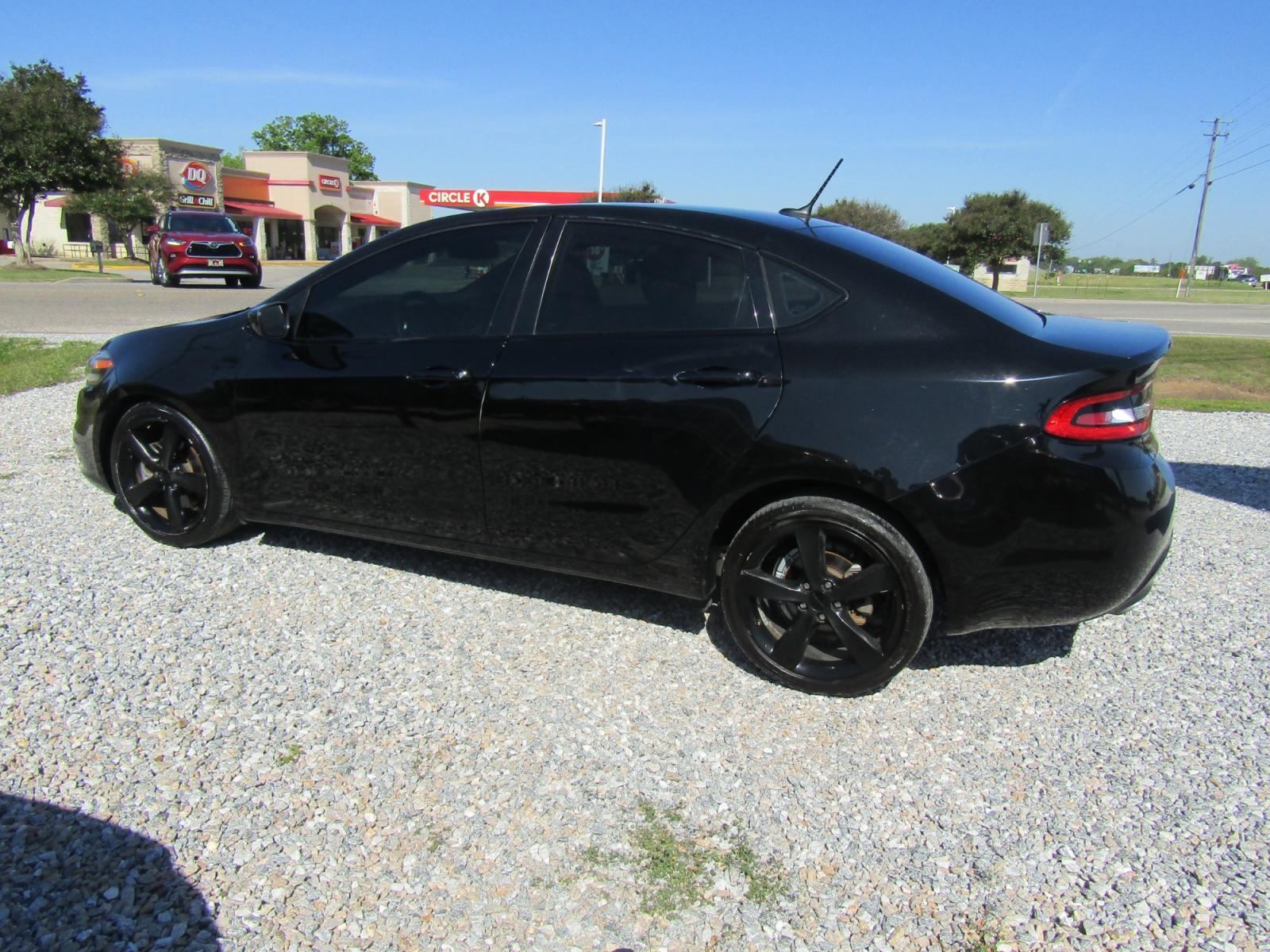 2015 Black /Black Dodge Dart SXT (1C3CDFBB7FD) with an 2.4L L4 DOHC 16V engine, Automatic transmission, located at 15016 S Hwy 231, Midland City, AL, 36350, (334) 983-3001, 31.306210, -85.495277 - Photo #5