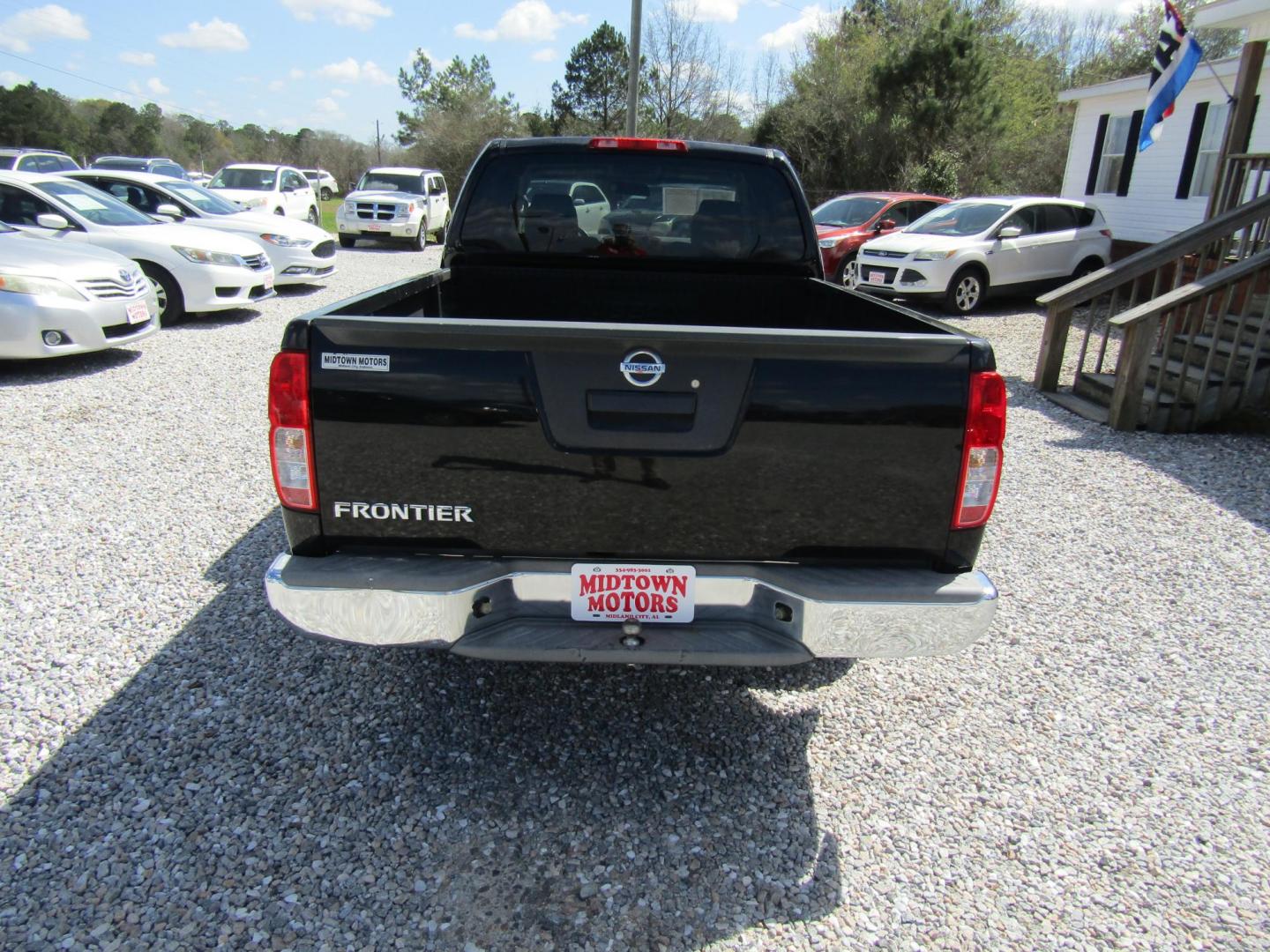 2014 Black Nissan Frontier SV King Cab I4 5MT 2WD (1N6BD0CT2EN) with an 2.5L L4 DOHC 16V engine, Automatic transmission, located at 15016 S Hwy 231, Midland City, AL, 36350, (334) 983-3001, 31.306210, -85.495277 - Photo#6