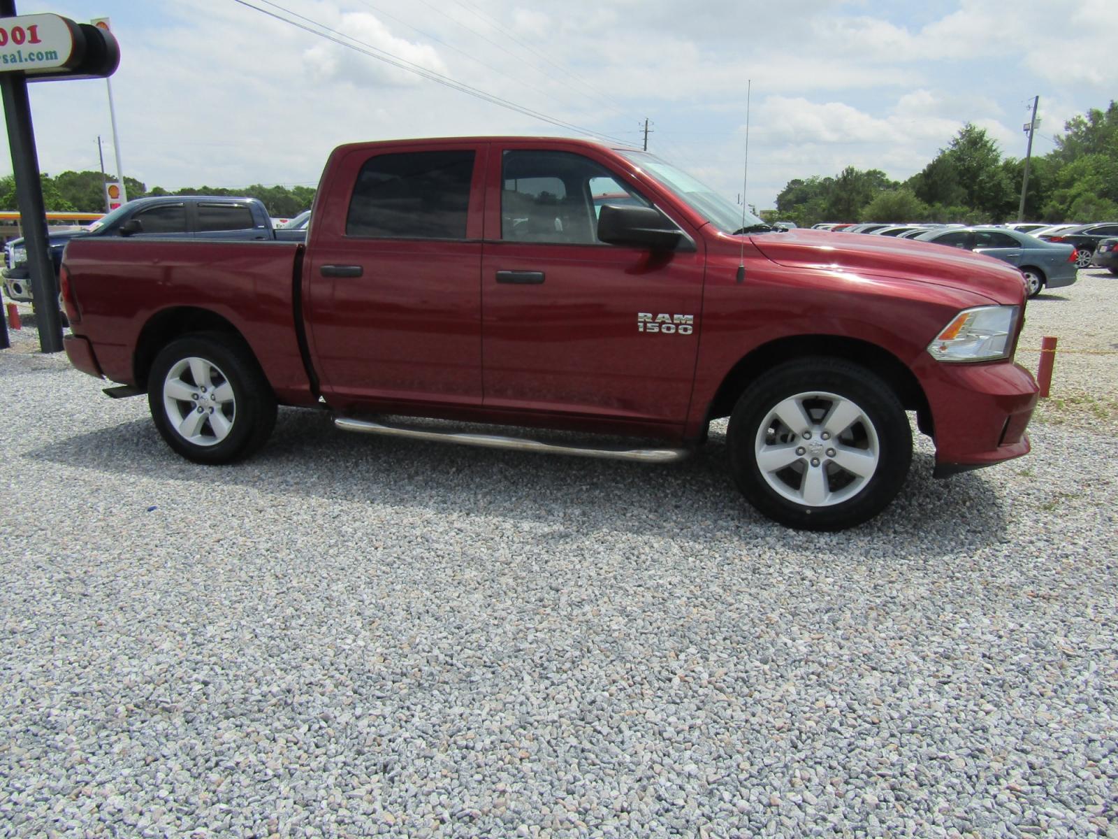 2014 Red RAM 1500 Tradesman/Express Crew Cab SWB 2WD (1C6RR6KGXES) with an 3.6L V6 DOHC 24V FFV engine, Automatic transmission, located at 15016 S Hwy 231, Midland City, AL, 36350, (334) 983-3001, 31.306210, -85.495277 - Photo #0