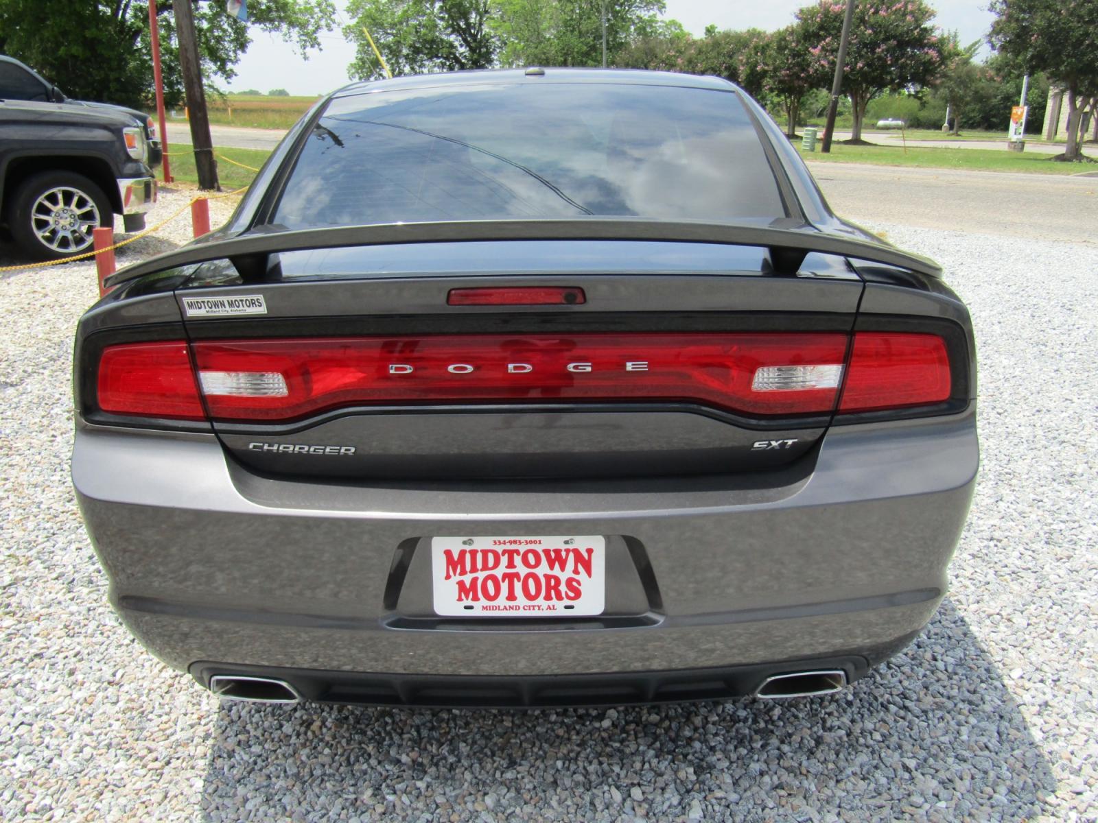 2014 Gray Dodge Charger SXT (2C3CDXHG6EH) with an 3.6L V6 DOHC 24V engine, Automatic transmission, located at 15016 S Hwy 231, Midland City, AL, 36350, (334) 983-3001, 31.306210, -85.495277 - Photo #6