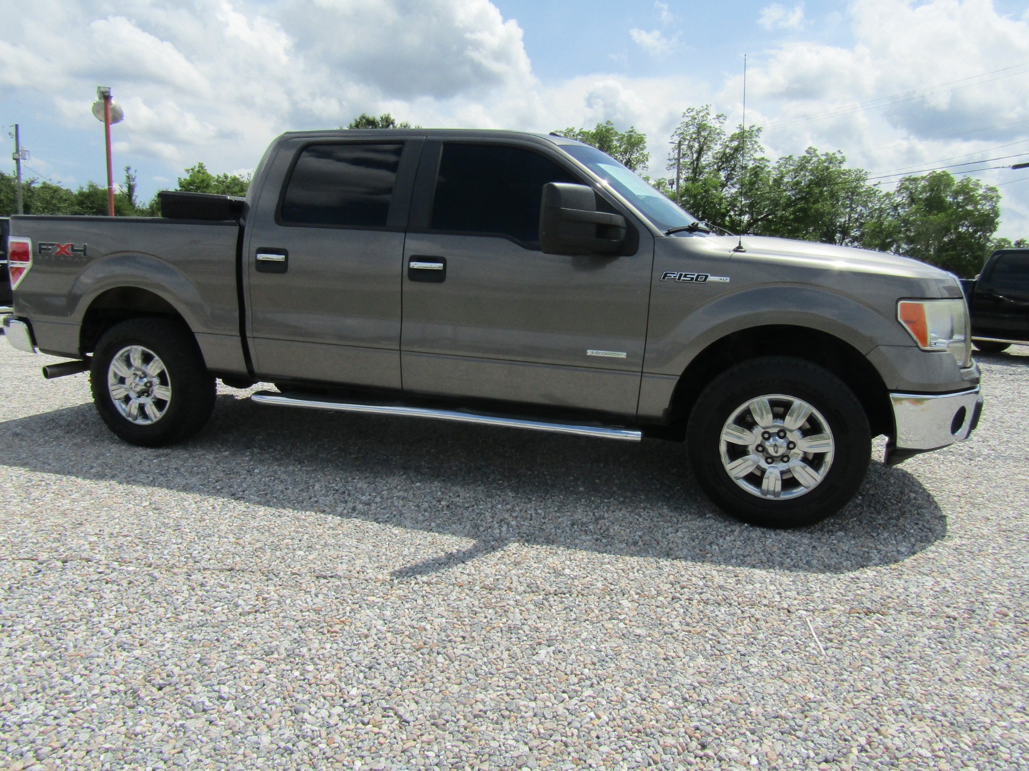 photo of 2011 Ford F-150 4 X 4