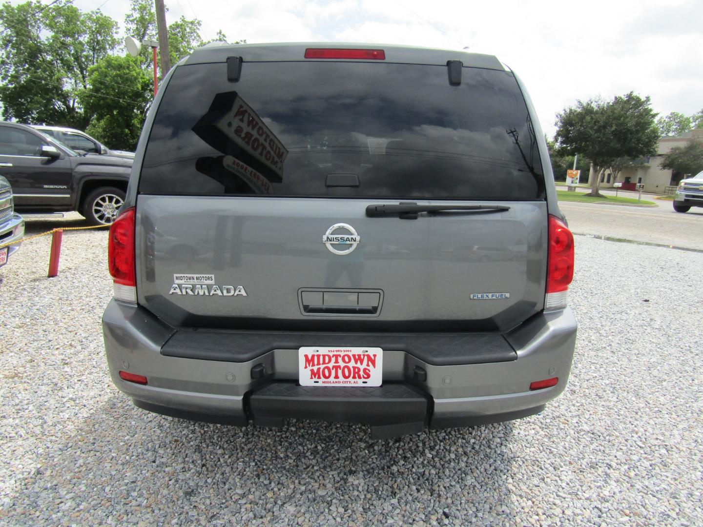 2013 Gray Nissan Armada SL 2WD (5N1BA0ND7DN) with an 5.6L V8 DOHC 32V FFV engine, Automatic transmission, located at 15016 S Hwy 231, Midland City, AL, 36350, (334) 983-3001, 31.306210, -85.495277 - Photo#6
