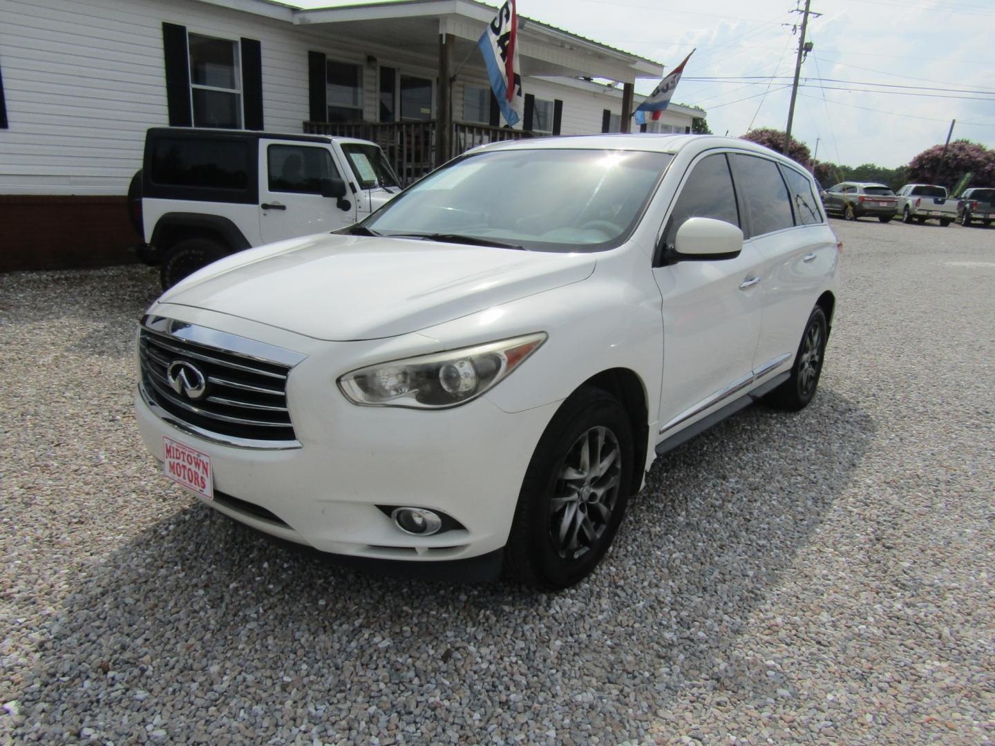 2013 White /Tan Infiniti JX FWD (5N1AL0MNXDC) with an 3.5L V6 DOHC 24V engine, Automatic transmission, located at 15016 S Hwy 231, Midland City, AL, 36350, (334) 983-3001, 31.306210, -85.495277- Photo#2