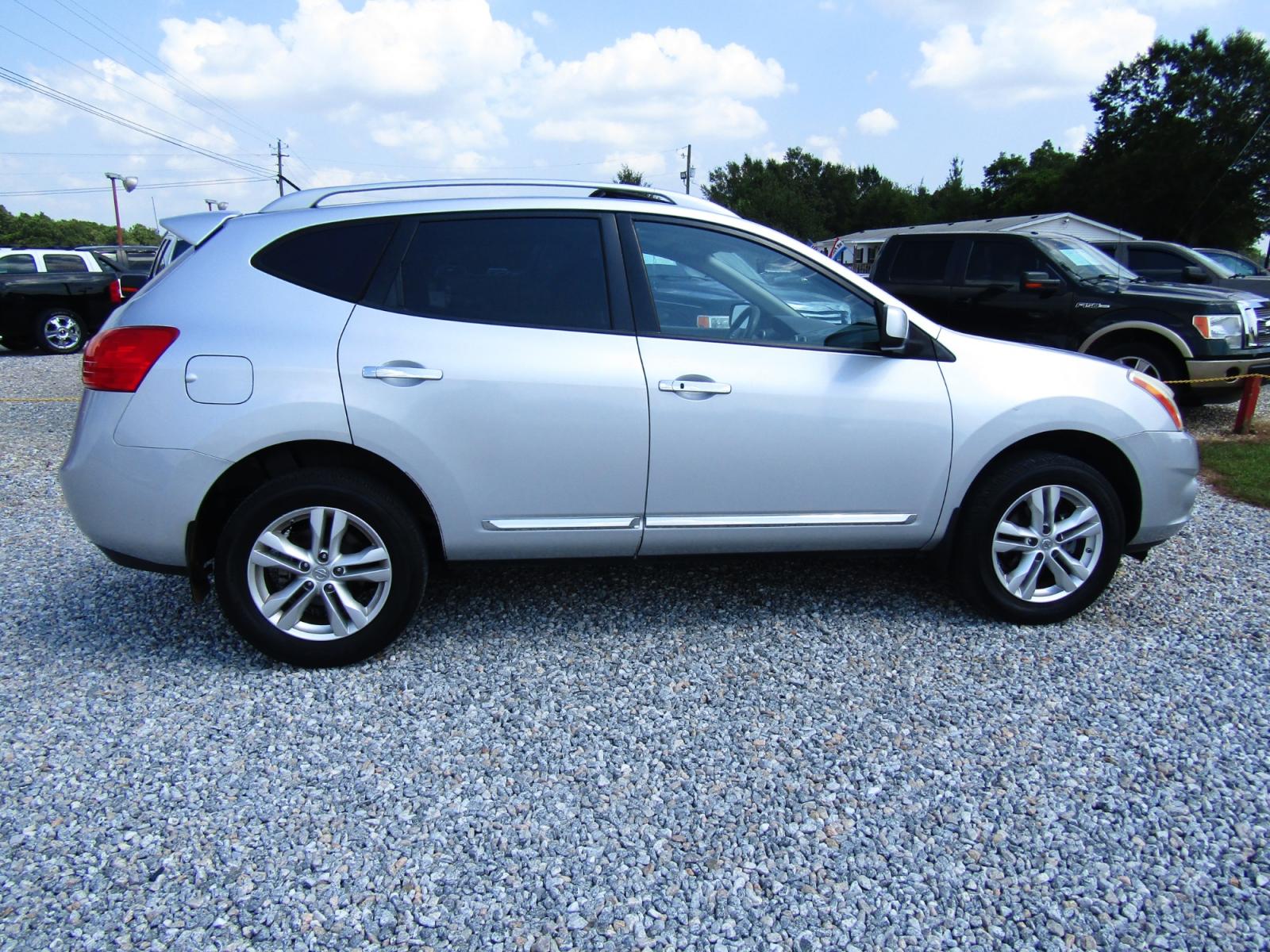 2012 Silver /Black Nissan Rogue S FWD Krom Edition (JN8AS5MT1CW) with an 2.5L L4 DOHC 16V engine, Automatic transmission, located at 15016 S Hwy 231, Midland City, AL, 36350, (334) 983-3001, 31.306210, -85.495277 - Photo #8