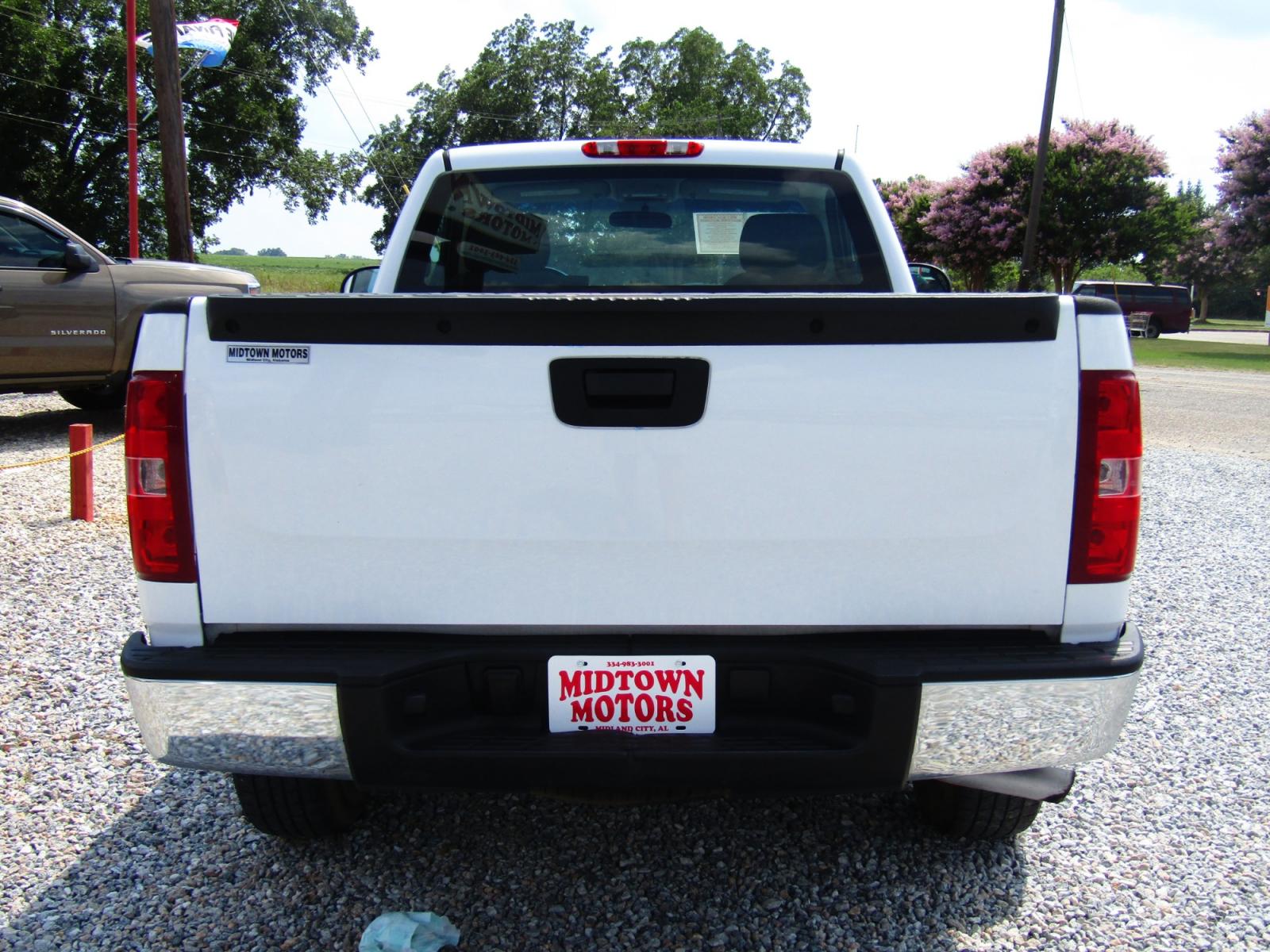 2012 WHITE /Black Chevrolet Silverado 1500 Work Truck 2WD (1GCNCPEX9CZ) with an 4.3L V6 OHV 12V engine, Automatic transmission, located at 15016 S Hwy 231, Midland City, AL, 36350, (334) 983-3001, 31.306210, -85.495277 - Photo #5