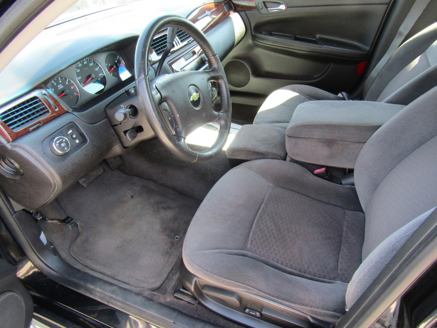 2011 Black Chevrolet Impala LT (2G1WG5EK6B1) with an 3.5L V6 OHV 16V FFV engine, Automatic transmission, located at 15016 S Hwy 231, Midland City, AL, 36350, (334) 983-3001, 31.306210, -85.495277- Photo#3