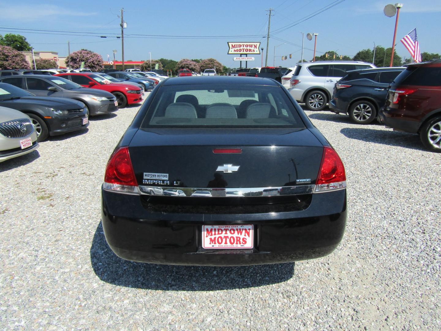 2011 Black Chevrolet Impala LT (2G1WG5EK6B1) with an 3.5L V6 OHV 16V FFV engine, Automatic transmission, located at 15016 S Hwy 231, Midland City, AL, 36350, (334) 983-3001, 31.306210, -85.495277- Photo#6