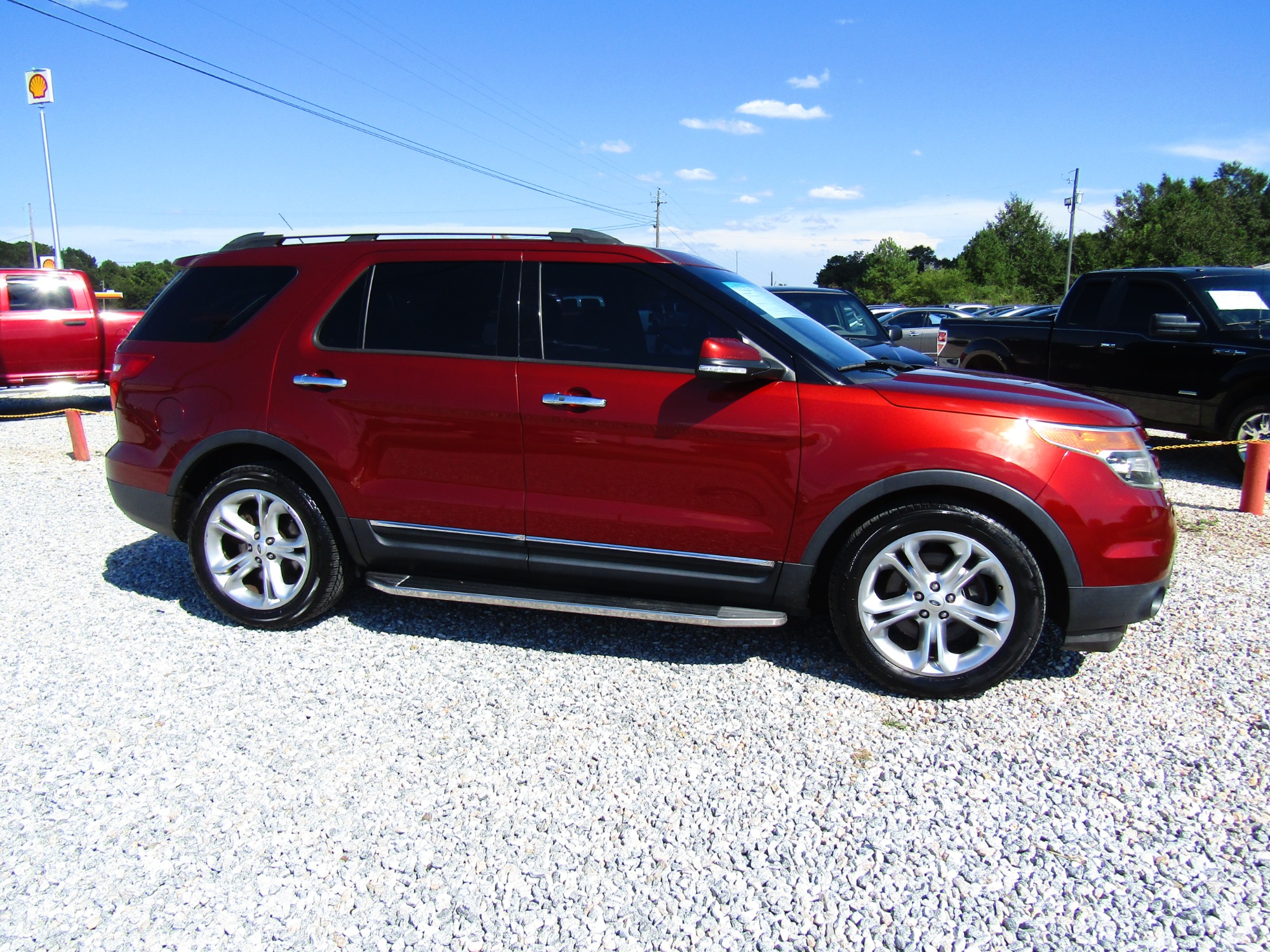 photo of 2014 Ford Explorer 