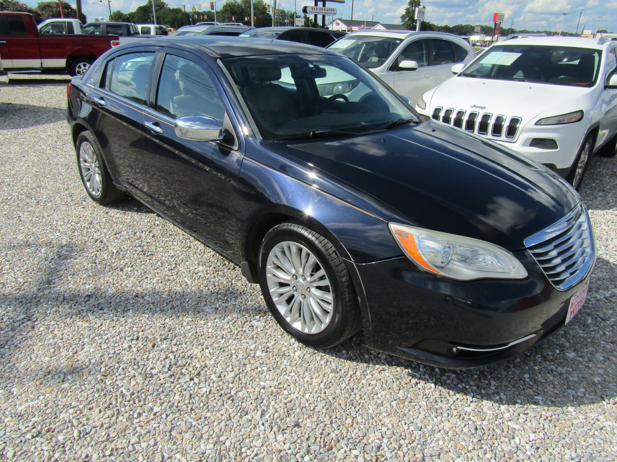 photo of 2012 Chrysler 200 