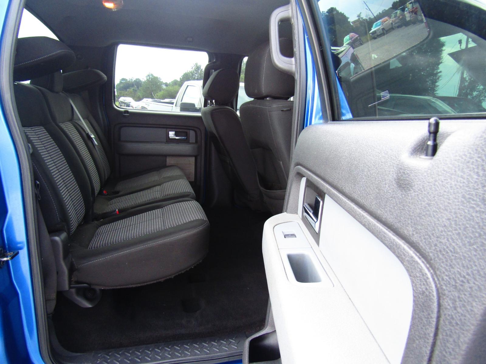 2014 Blue /Gray Ford F-150 FX2 SuperCrew 5.5-ft. Bed 2WD (1FTFW1CF5EK) with an 5.0L V8 engine, Automatic transmission, located at 15016 S Hwy 231, Midland City, AL, 36350, (334) 983-3001, 31.306210, -85.495277 - Photo #8