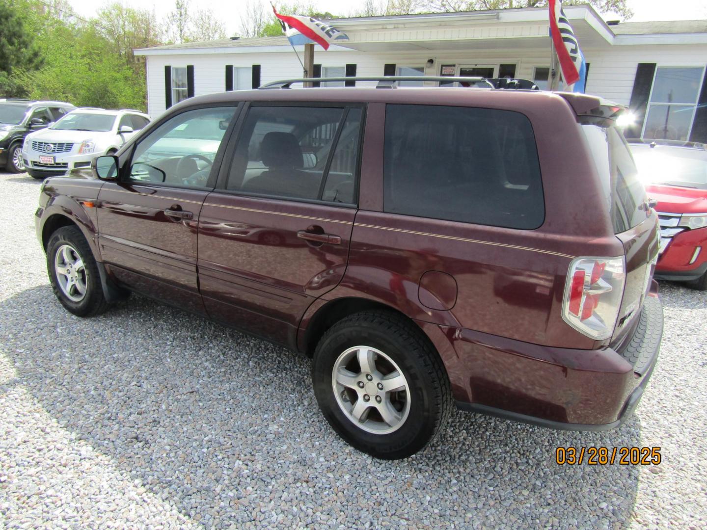 2007 Maroon /Gray Honda Pilot EX-L 2WD w/ DVD (5FNYF28667B) with an 3.5L V6 SOHC 24V engine, Automatic transmission, located at 15016 S Hwy 231, Midland City, AL, 36350, (334) 983-3001, 31.306210, -85.495277 - Photo#5