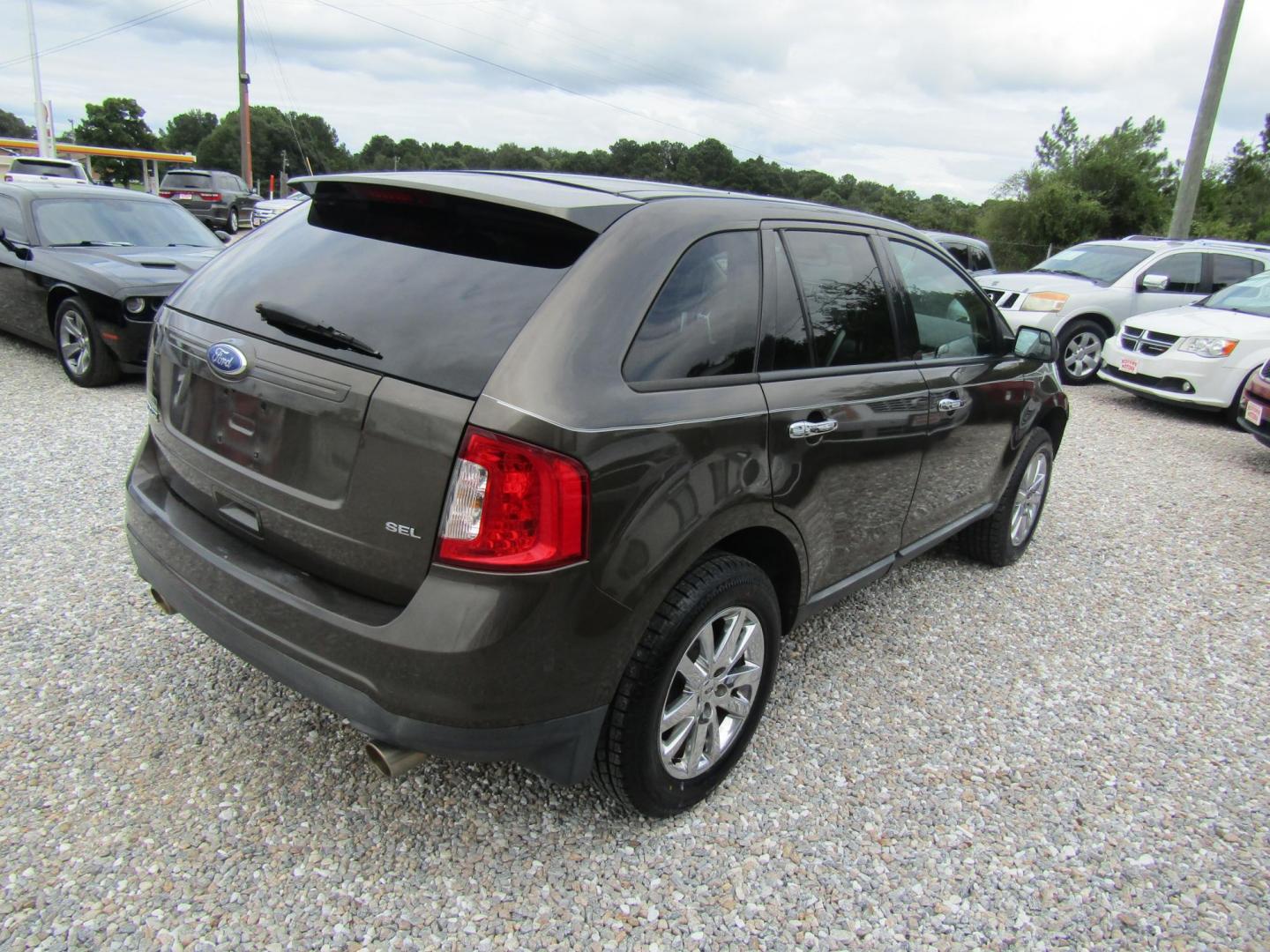 2011 Brown /Tan Ford Edge SEL FWD (2FMDK3JC5BB) with an 3.5L V6 DOHC 24V engine, Automatic transmission, located at 15016 S Hwy 231, Midland City, AL, 36350, (334) 983-3001, 31.306210, -85.495277 - Photo#7