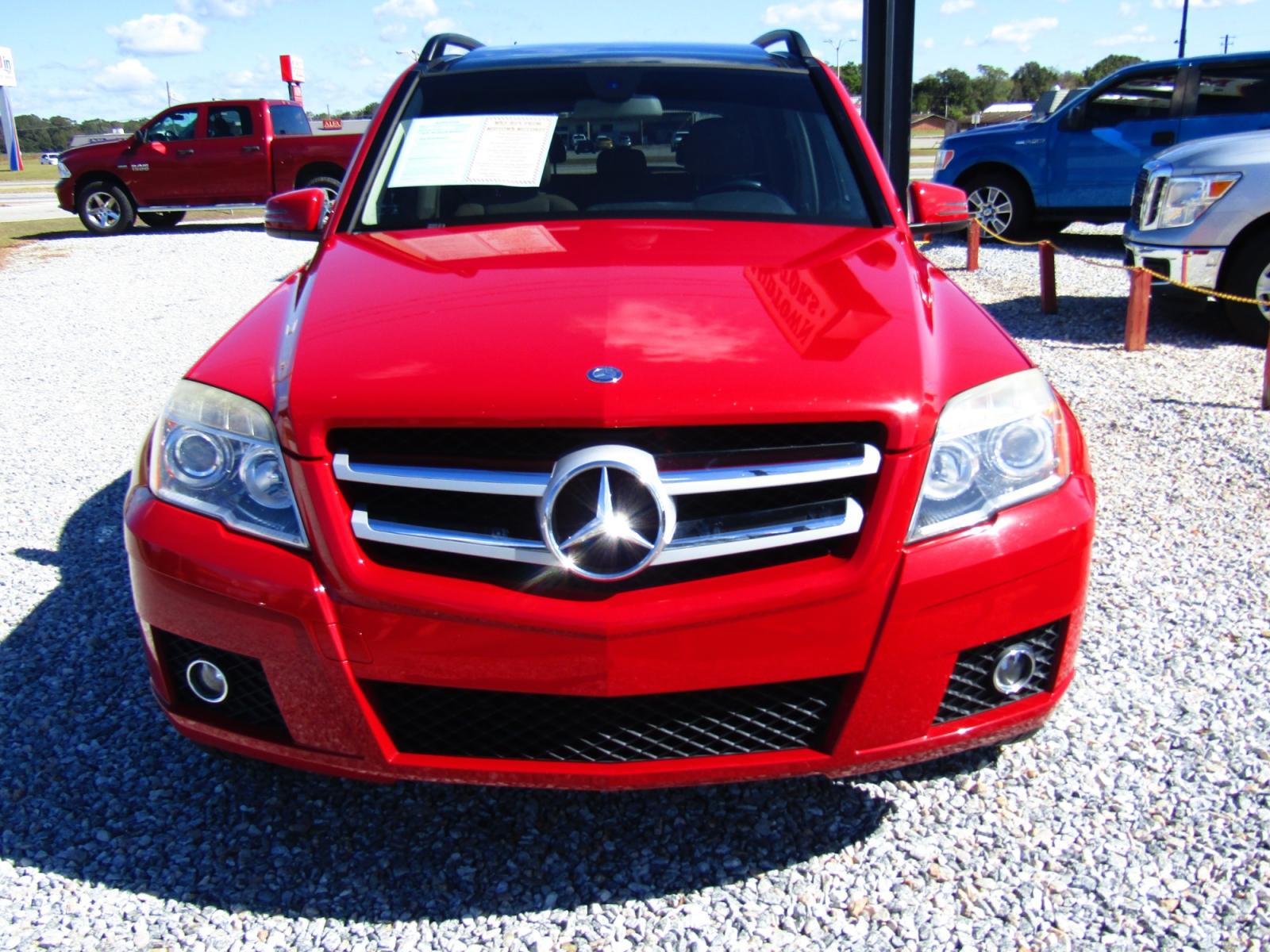 2011 Red /Tan Mercedes-Benz GLK-Class GLK350 (WDCGG5GB4BF) with an V6, 3.5 Liter engine, Automatic transmission, located at 15016 S Hwy 231, Midland City, AL, 36350, (334) 983-3001, 31.306210, -85.495277 - Photo #1