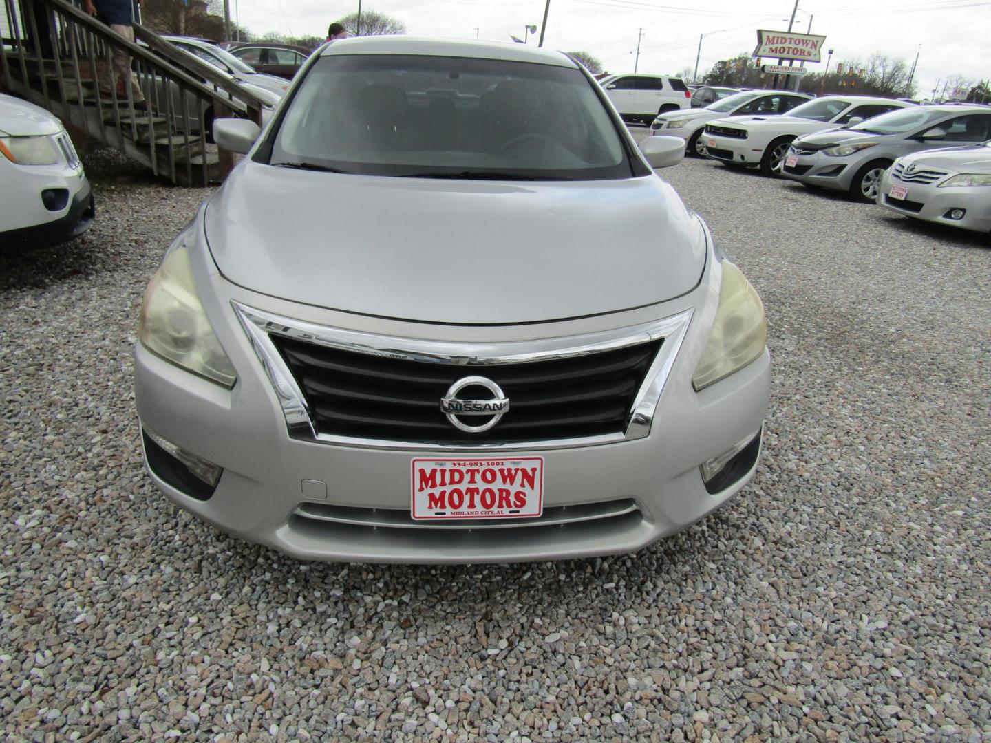 2014 Silver /Gray Nissan Altima 2.5 SL (1N4AL3AP6EN) with an 2.5L L4 DOHC 16V engine, Automatic transmission, located at 15016 S Hwy 231, Midland City, AL, 36350, (334) 983-3001, 31.306210, -85.495277 - Photo#1