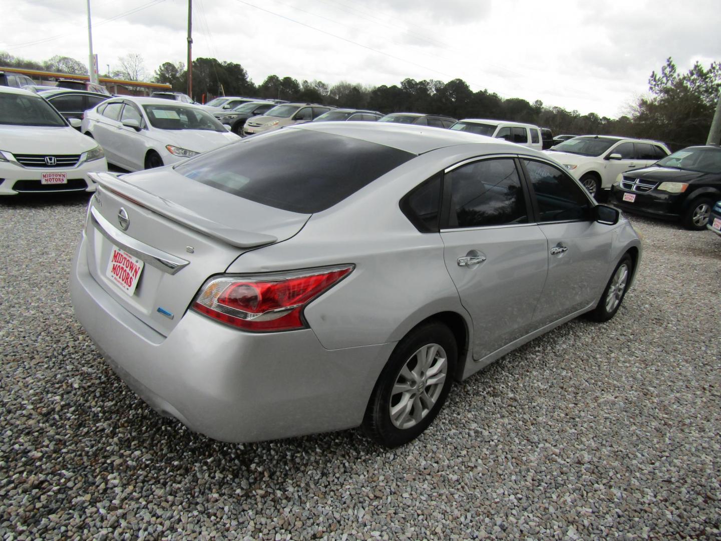 2014 Silver /Gray Nissan Altima 2.5 SL (1N4AL3AP6EN) with an 2.5L L4 DOHC 16V engine, Automatic transmission, located at 15016 S Hwy 231, Midland City, AL, 36350, (334) 983-3001, 31.306210, -85.495277 - Photo#6