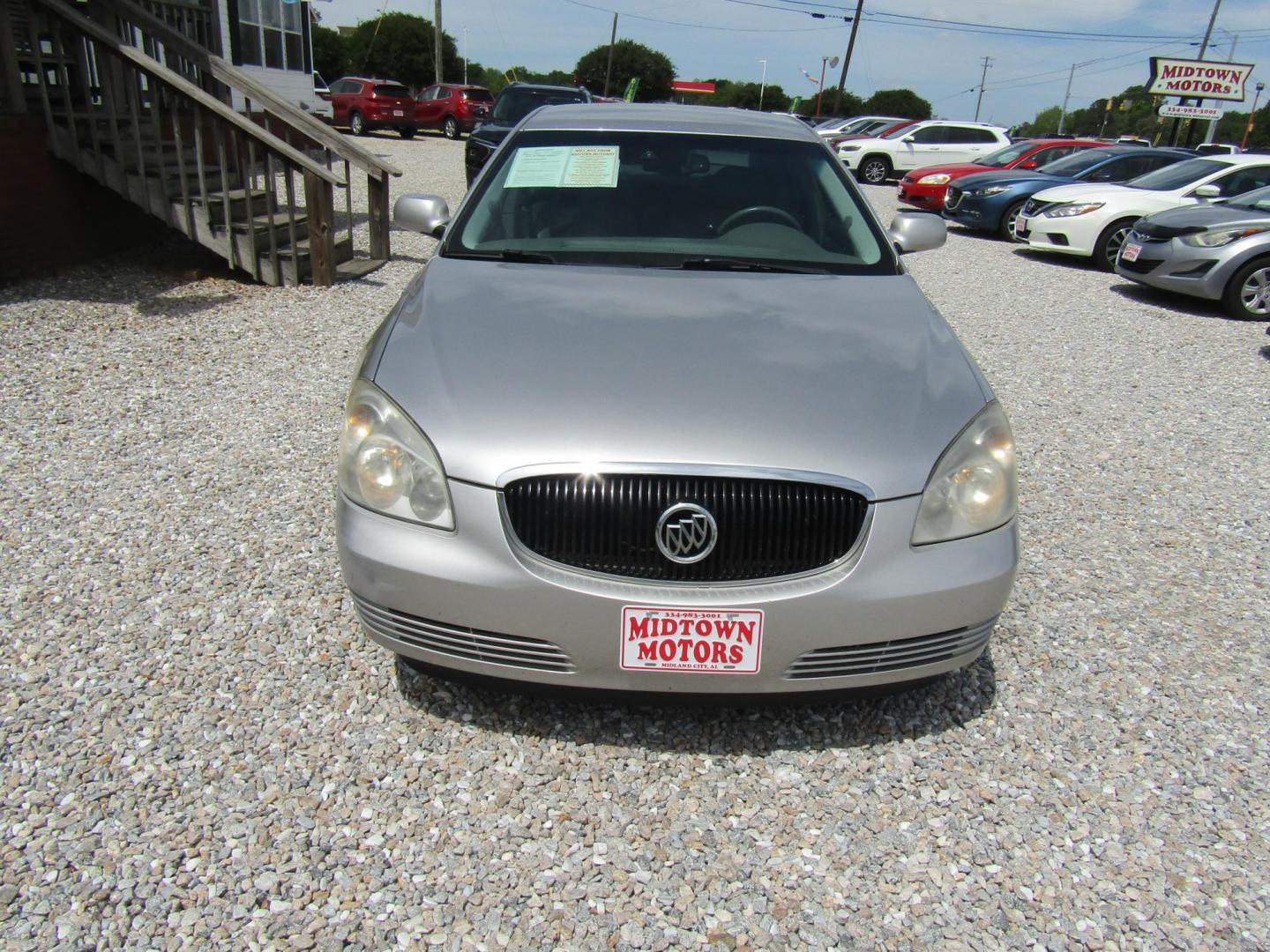 2008 Silver /Gray Buick Lucerne CXL (1G4HD57228U) with an 3.8L V6 OHV 12V engine, Automatic transmission, located at 15016 S Hwy 231, Midland City, AL, 36350, (334) 983-3001, 31.306210, -85.495277 - Photo#1