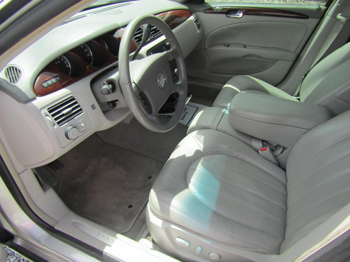 2008 Silver /Gray Buick Lucerne CXL (1G4HD57228U) with an 3.8L V6 OHV 12V engine, Automatic transmission, located at 15016 S Hwy 231, Midland City, AL, 36350, (334) 983-3001, 31.306210, -85.495277 - Photo#2