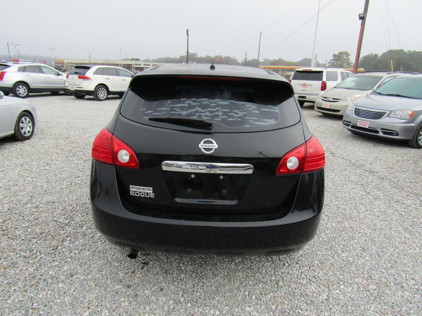 2013 Black /Black Nissan Rogue S 2WD (JN8AS5MT1DW) with an 2.5L L4 DOHC 16V engine, Automatic transmission, located at 15016 S Hwy 231, Midland City, AL, 36350, (334) 983-3001, 31.306210, -85.495277 - Photo#5