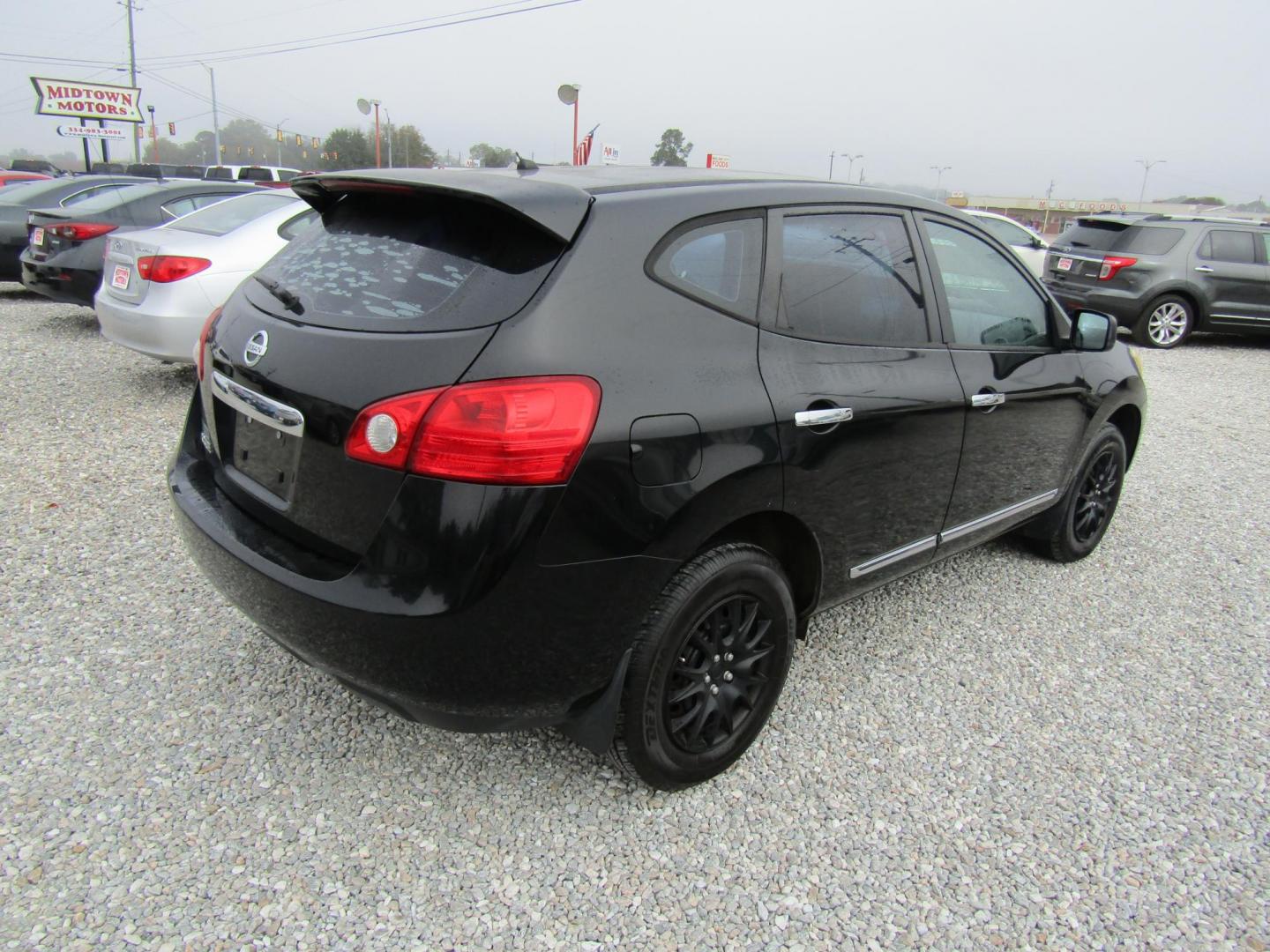 2013 Black /Black Nissan Rogue S 2WD (JN8AS5MT1DW) with an 2.5L L4 DOHC 16V engine, Automatic transmission, located at 15016 S Hwy 231, Midland City, AL, 36350, (334) 983-3001, 31.306210, -85.495277 - Photo#6