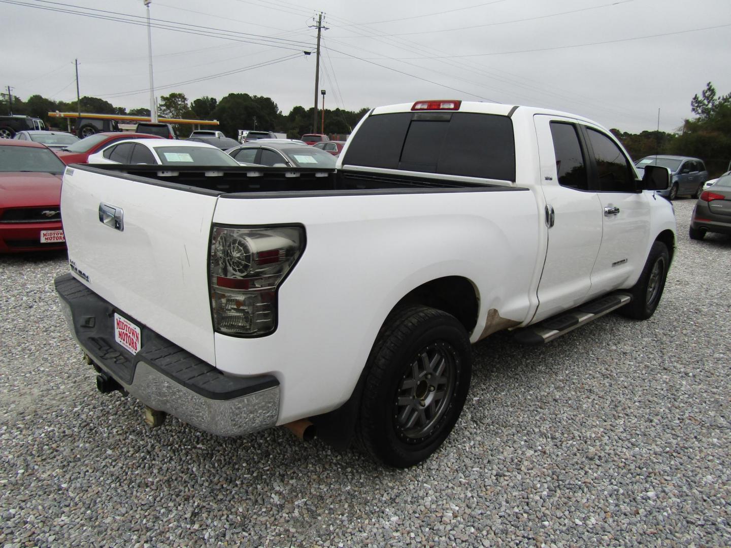 2008 WHITE /Gray Toyota Tundra Base Double Cab 4.0L 2WD (5TFRU54158X) with an 4.0L V6 DOHC 24V engine, Automatic transmission, located at 15016 S Hwy 231, Midland City, AL, 36350, (334) 983-3001, 31.306210, -85.495277 - Photo#7