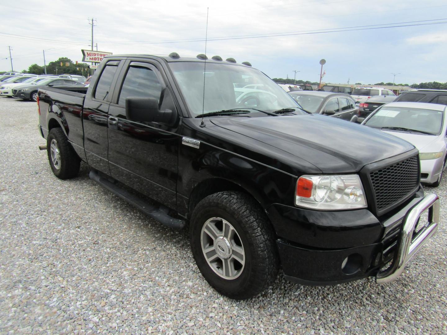 2008 Black /Gray Ford F-150 (1FTRX12W38F) , Automatic transmission, located at 15016 S Hwy 231, Midland City, AL, 36350, (334) 983-3001, 31.306210, -85.495277 - Photo#0