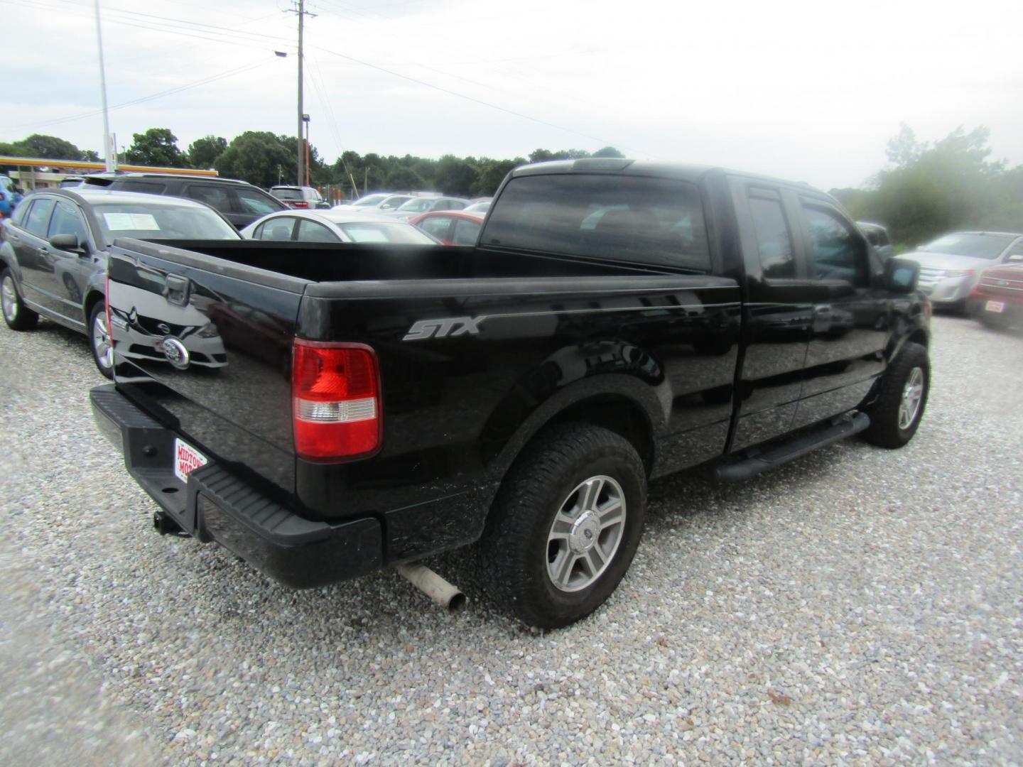 2008 Black /Gray Ford F-150 (1FTRX12W38F) , Automatic transmission, located at 15016 S Hwy 231, Midland City, AL, 36350, (334) 983-3001, 31.306210, -85.495277 - Photo#7