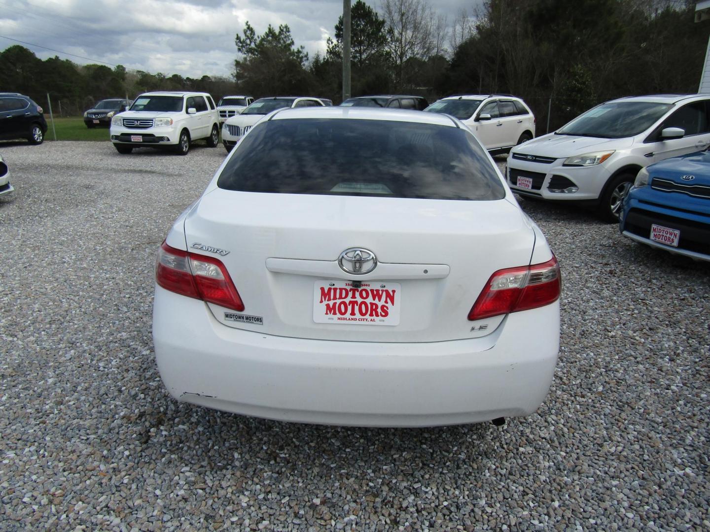 2009 WHITE /Tan Toyota Camry (4T1BE46KX9U) , Automatic transmission, located at 15016 S Hwy 231, Midland City, AL, 36350, (334) 983-3001, 31.306210, -85.495277 - Photo#6