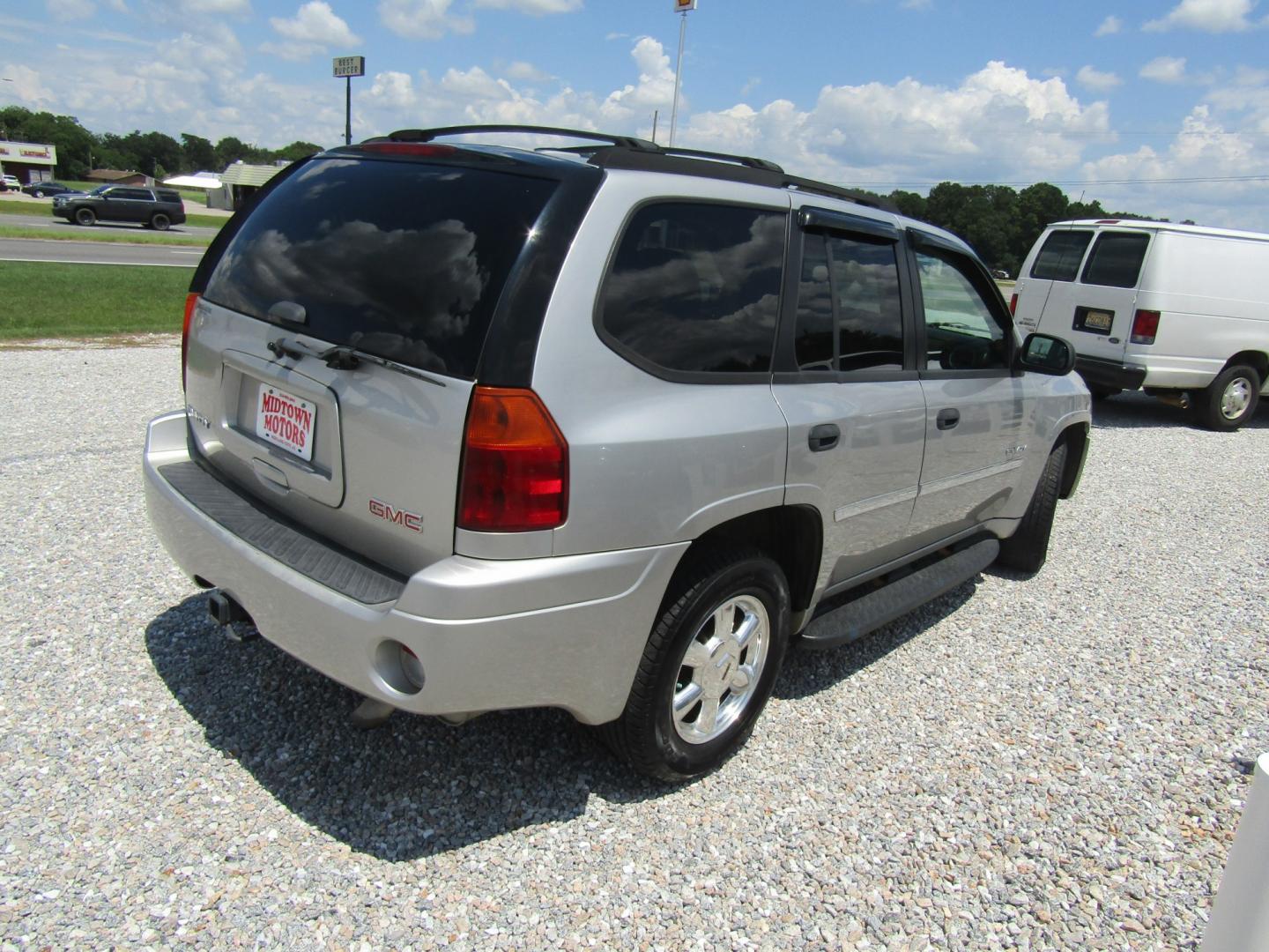 2006 Silver /Gray GMC Envoy SLE 2WD (1GKDS13S162) with an 4.2L L6 DOHC 24V engine, Automatic transmission, located at 15016 S Hwy 231, Midland City, AL, 36350, (334) 983-3001, 31.306210, -85.495277- Photo#7