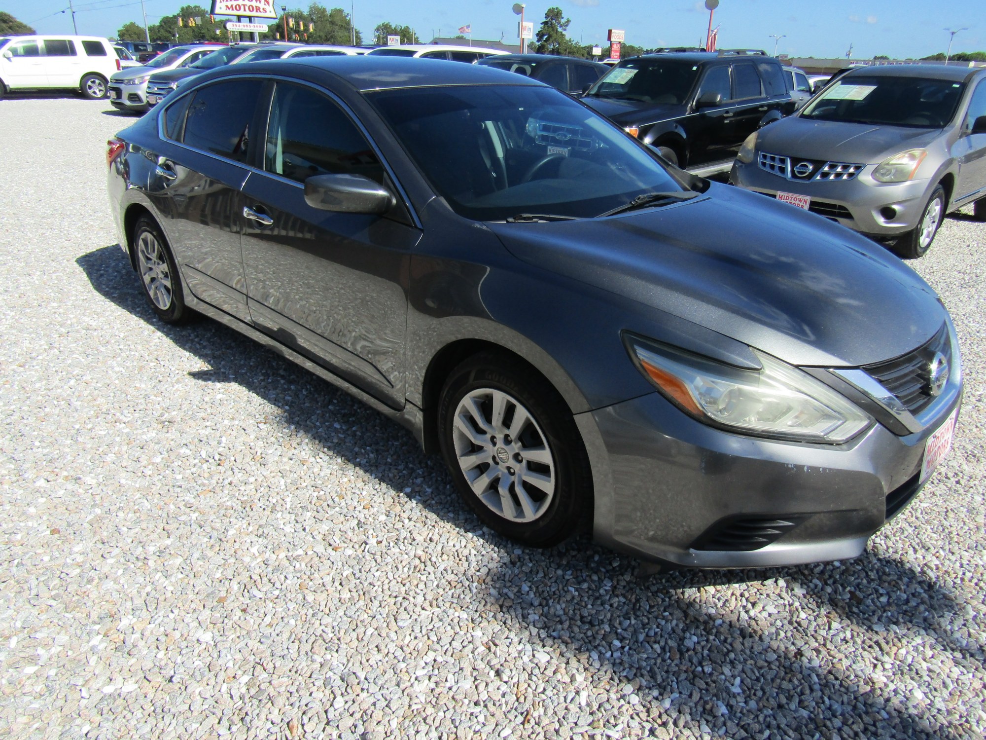 photo of 2017 Nissan Altima 
