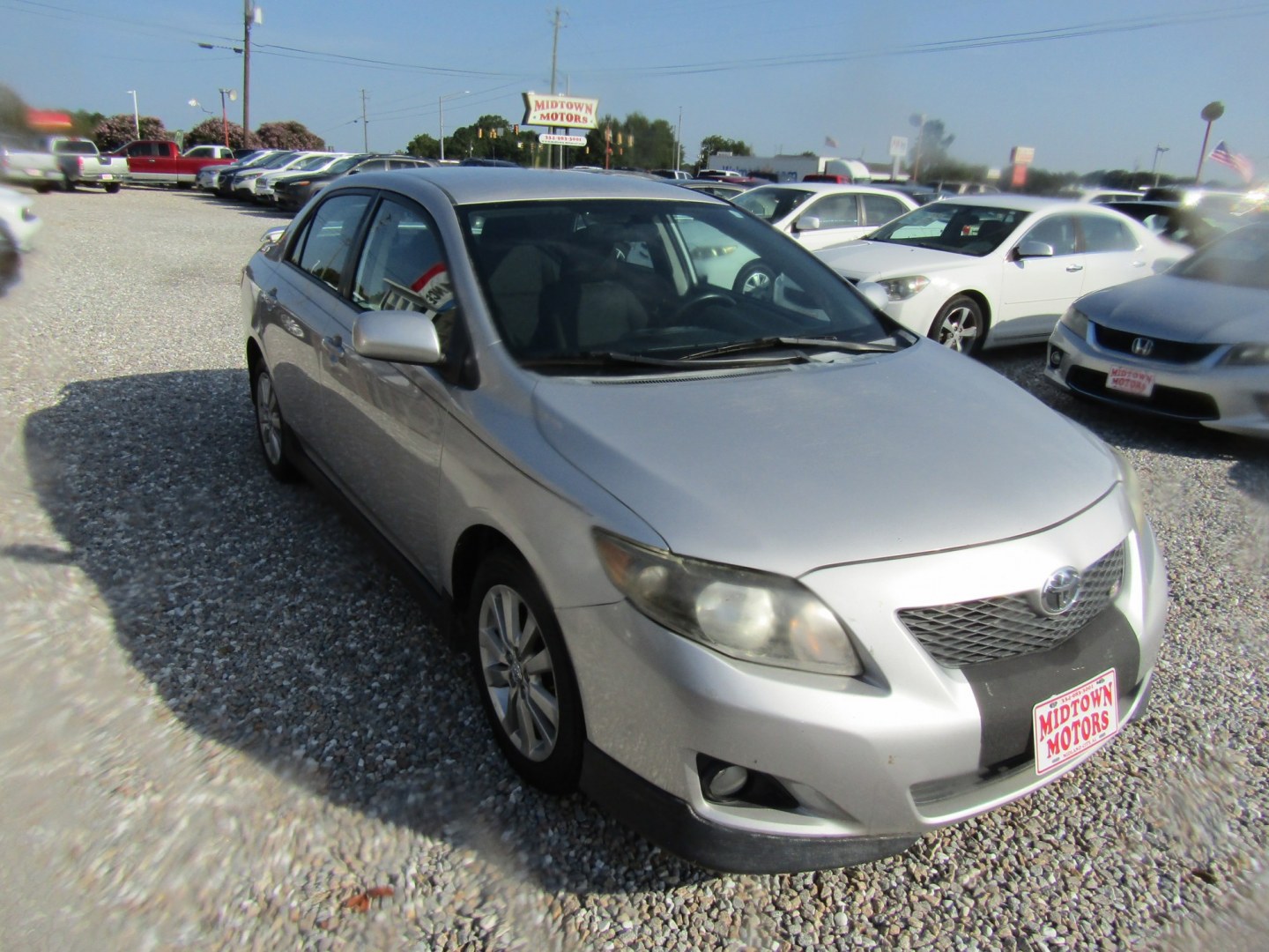 2010 Silver Toyota Corolla Base 4-Speed AT (2T1BU4EEXAC) with an 1.8L L4 DOHC 16V engine, Automatic transmission, located at 15016 S Hwy 231, Midland City, AL, 36350, (334) 983-3001, 31.306210, -85.495277- Photo#0