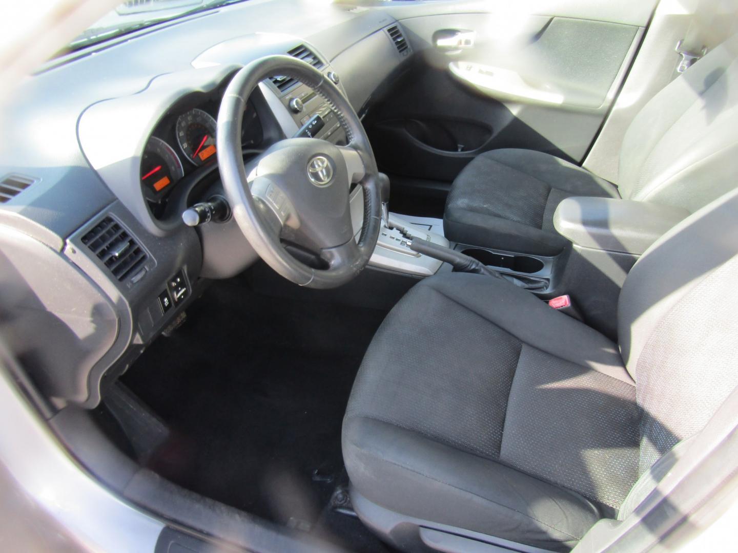 2010 Silver Toyota Corolla Base 4-Speed AT (2T1BU4EEXAC) with an 1.8L L4 DOHC 16V engine, Automatic transmission, located at 15016 S Hwy 231, Midland City, AL, 36350, (334) 983-3001, 31.306210, -85.495277- Photo#3