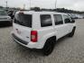 2015 White /Gray Jeep Patriot Sport 2WD (1C4NJPBA2FD) with an 2.0L L4 DOHC 16V engine, Automatic transmission, located at 15016 S Hwy 231, Midland City, AL, 36350, (334) 983-3001, 31.306210, -85.495277 - Photo#7