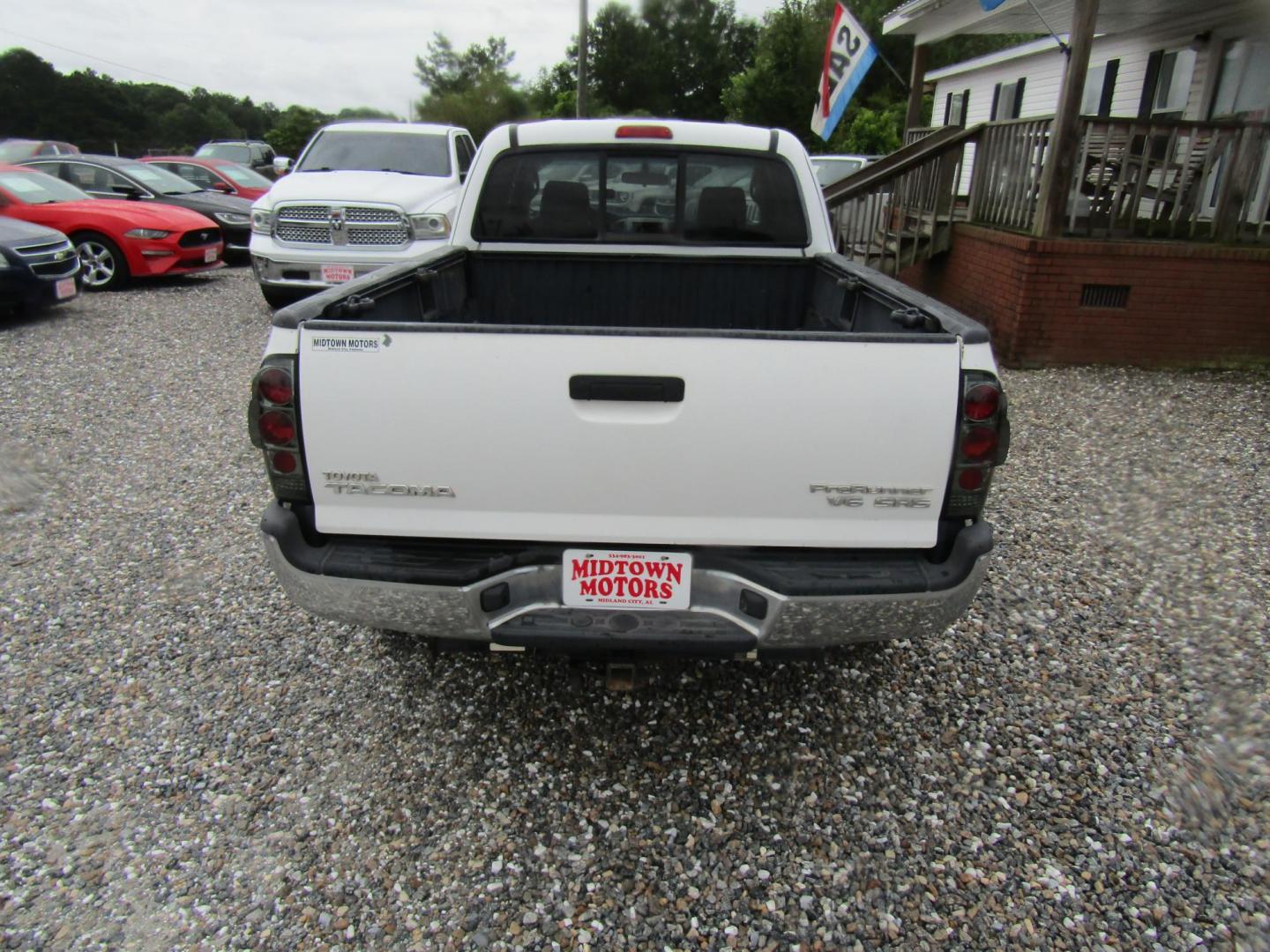 2008 White /Tan Toyota Tacoma PreRunner Access Cab V6 2WD (5TETU62N78Z) with an 4.0L V6 DOHC 24V engine, Automatic transmission, located at 15016 S Hwy 231, Midland City, AL, 36350, (334) 983-3001, 31.306210, -85.495277 - Photo#6