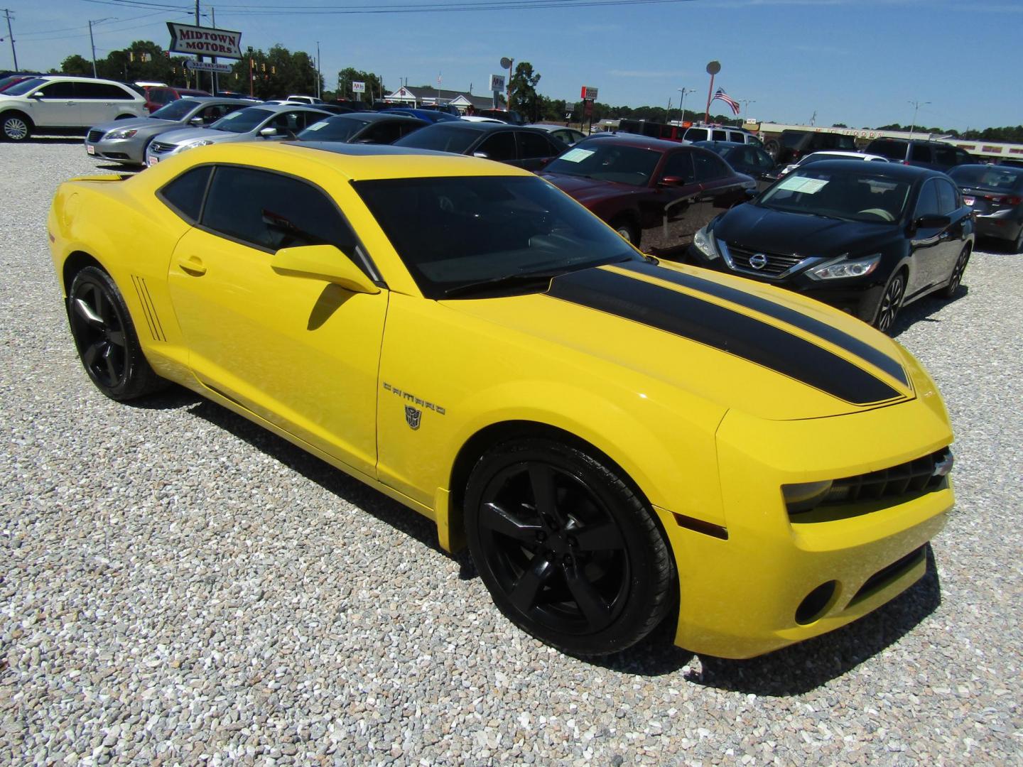2010 YELLOW /Black Chevrolet Camaro LT1 Coupe (2G1FB1EVXA9) with an 3.6L V6 DOHC 24V engine, Automatic transmission, located at 15016 S Hwy 231, Midland City, AL, 36350, (334) 983-3001, 31.306210, -85.495277 - Photo#0