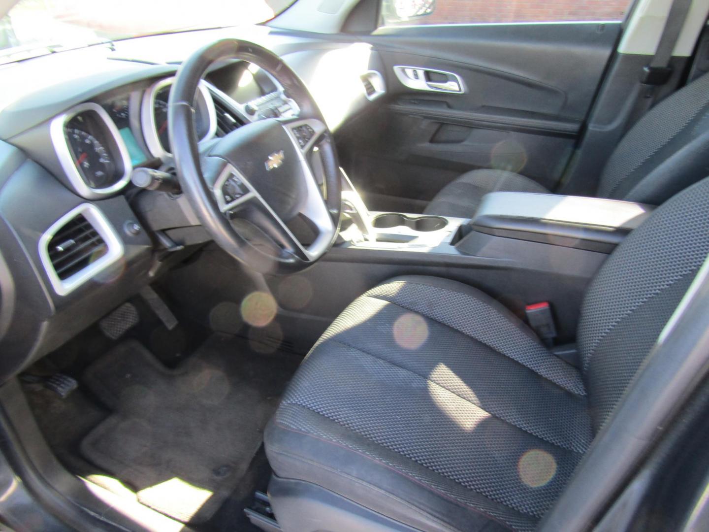 2013 Gray /Gray Chevrolet Equinox 1LT AWD (2GNFLEEK7D6) with an 2.4L L4 DOHC 16V engine, Automatic transmission, located at 15016 S Hwy 231, Midland City, AL, 36350, (334) 983-3001, 31.306210, -85.495277 - Photo#3