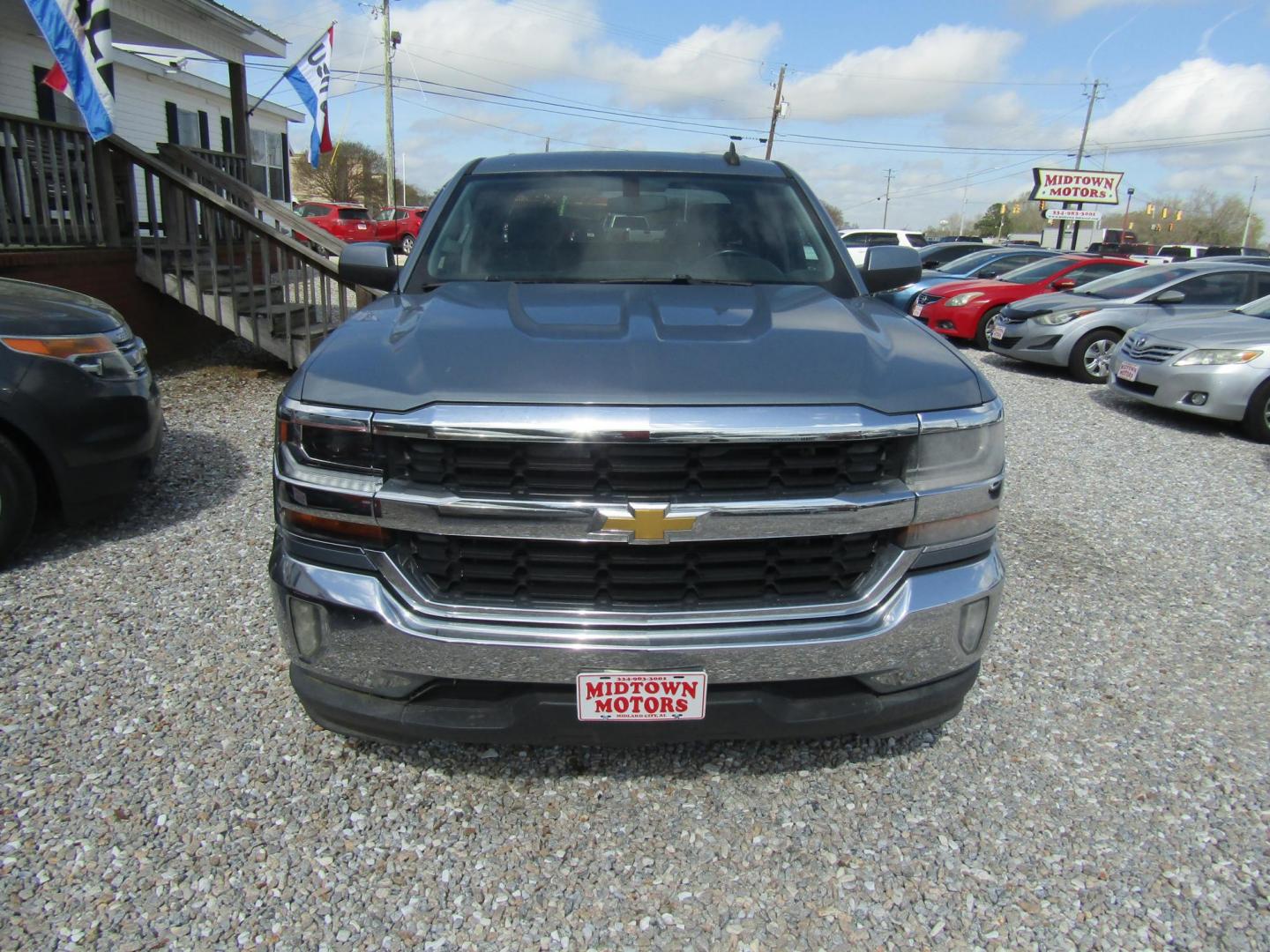2016 Gray /Gray Chevrolet Silverado 1500 (3GCPCREC0GG) with an V8 engine, Automatic transmission, located at 15016 S Hwy 231, Midland City, AL, 36350, (334) 983-3001, 31.306210, -85.495277 - Photo#1