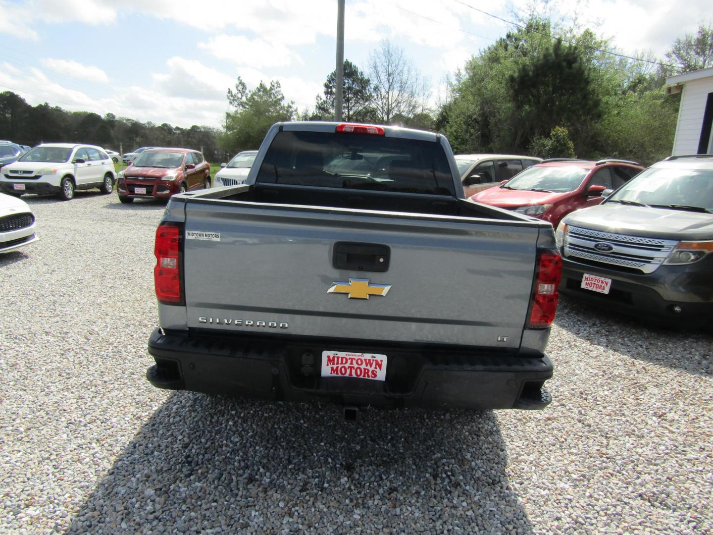2016 Gray /Gray Chevrolet Silverado 1500 (3GCPCREC0GG) with an V8 engine, Automatic transmission, located at 15016 S Hwy 231, Midland City, AL, 36350, (334) 983-3001, 31.306210, -85.495277 - Photo#5