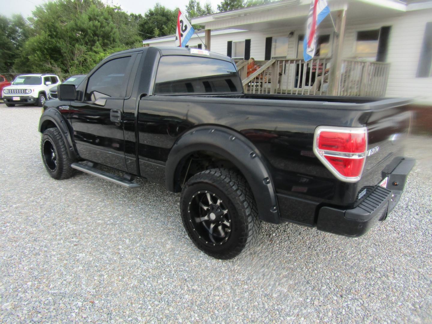 2010 Black /Gray Ford F-150 STX 6.5-ft. Bed 2WD (1FTMF1CW8AK) with an 4.6L V8 SOHC 24V engine, Automatic transmission, located at 15016 S Hwy 231, Midland City, AL, 36350, (334) 983-3001, 31.306210, -85.495277- Photo#4