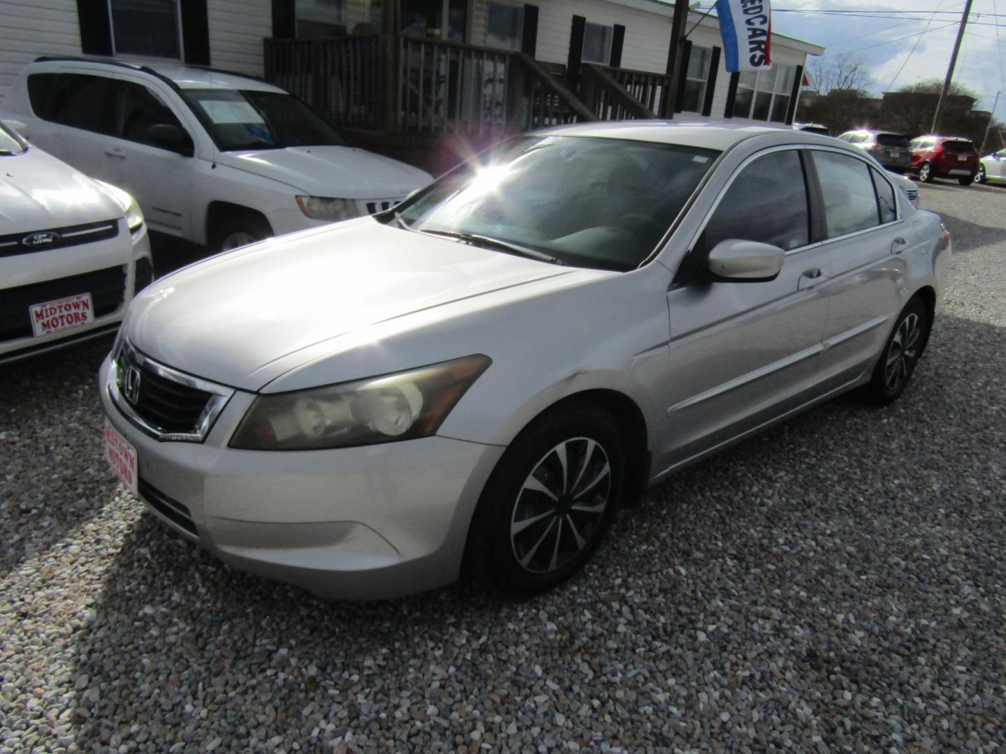 2008 Silver Honda Accord LX Sedan AT (1HGCP26388A) with an 2.4L L4 DOHC 16V engine, Automatic transmission, located at 15016 S Hwy 231, Midland City, AL, 36350, (334) 983-3001, 31.306210, -85.495277 - Photo#2