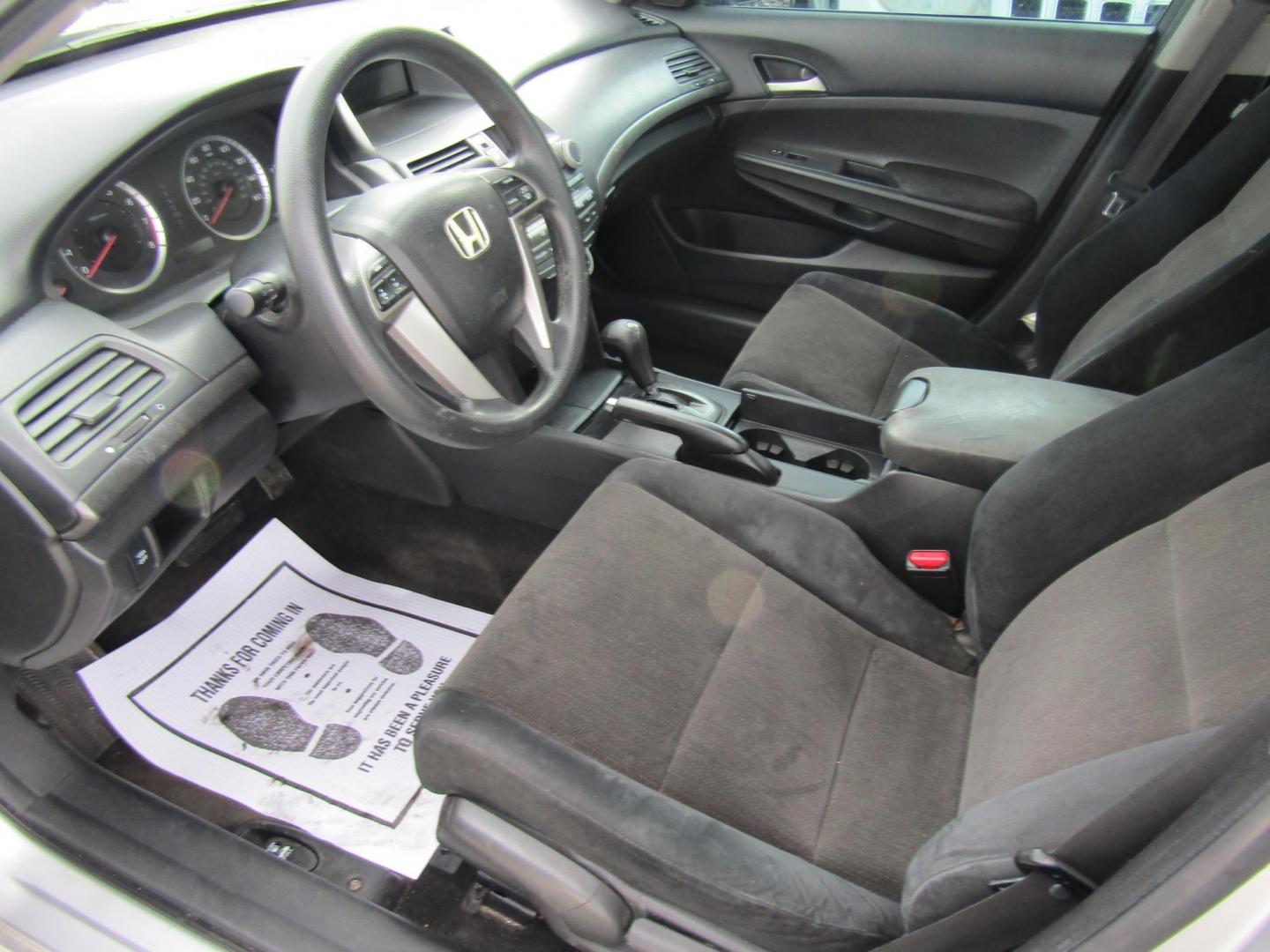 2008 Silver Honda Accord LX Sedan AT (1HGCP26388A) with an 2.4L L4 DOHC 16V engine, Automatic transmission, located at 15016 S Hwy 231, Midland City, AL, 36350, (334) 983-3001, 31.306210, -85.495277 - Photo#3