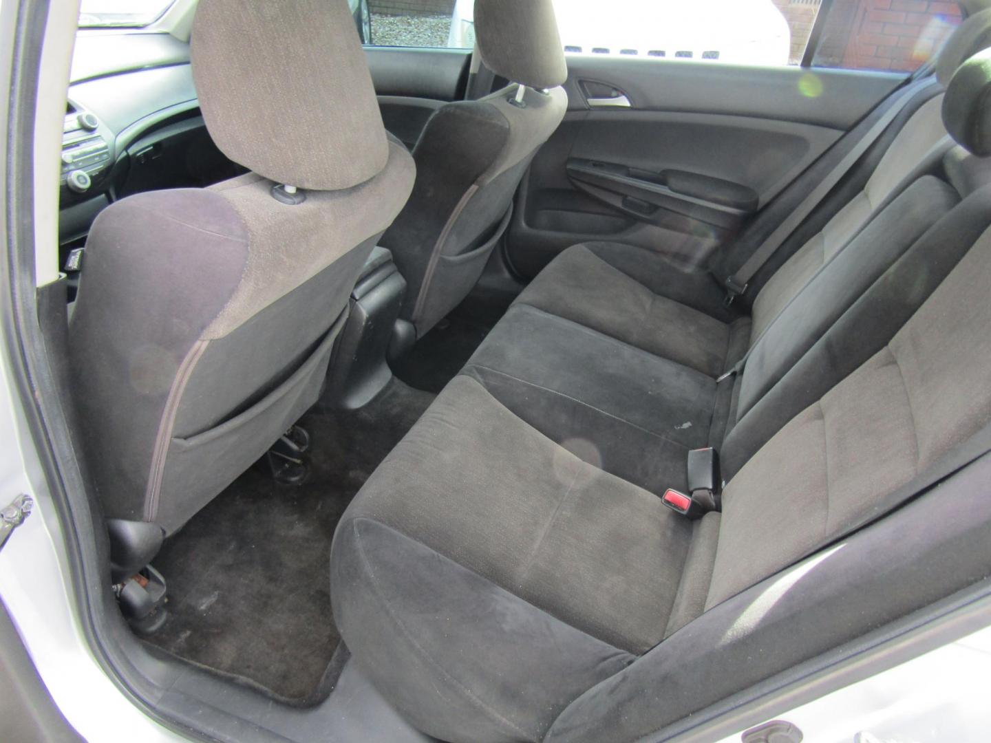 2008 Silver Honda Accord LX Sedan AT (1HGCP26388A) with an 2.4L L4 DOHC 16V engine, Automatic transmission, located at 15016 S Hwy 231, Midland City, AL, 36350, (334) 983-3001, 31.306210, -85.495277 - Photo#4