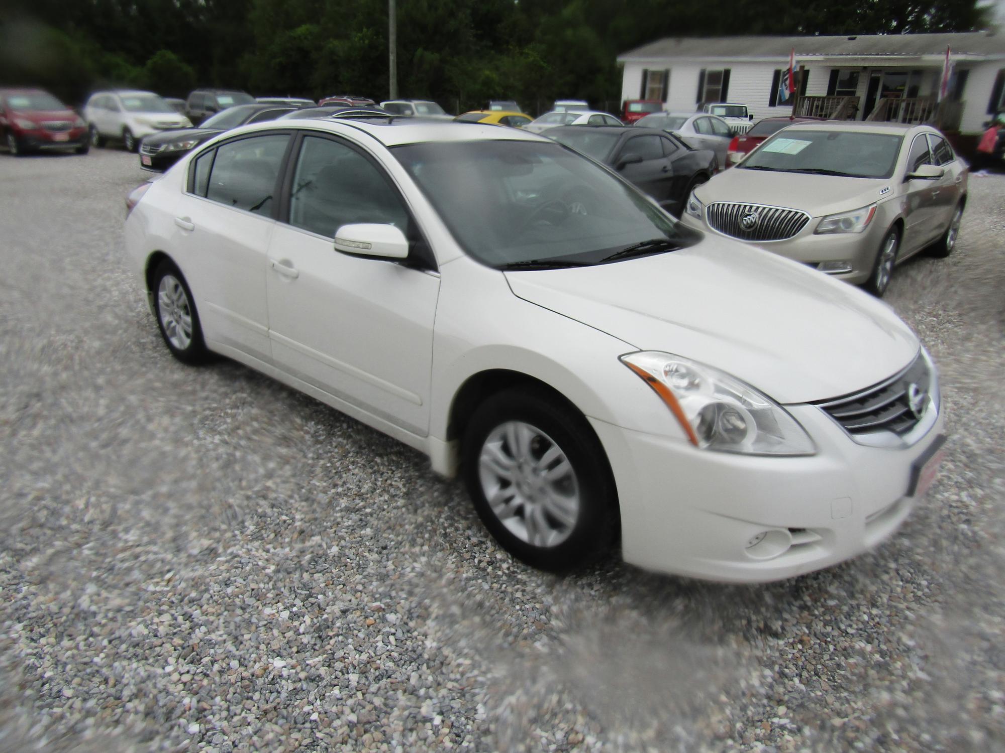 photo of 2012 Nissan Altima 