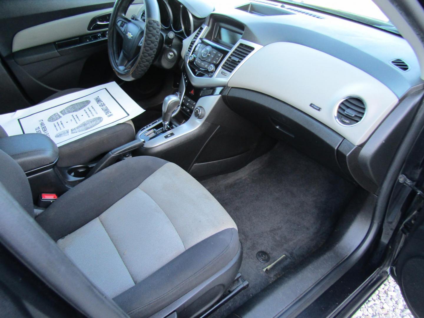 2013 Black Chevrolet Cruze LS Auto (1G1PA5SHXD7) with an 1.8L L4 DOHC 16V FFV engine, Automatic transmission, located at 15016 S Hwy 231, Midland City, AL, 36350, (334) 983-3001, 31.306210, -85.495277 - Photo#7