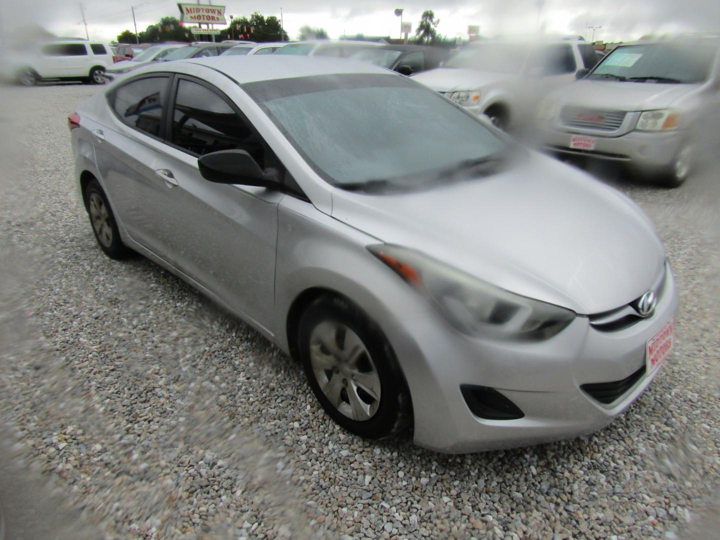 2016 Silver Hyundai Elantra Limited (5NPDH4AE4GH) with an 1.8L L4 DOHC 16V engine, Automatic transmission, located at 15016 S Hwy 231, Midland City, AL, 36350, (334) 983-3001, 31.306210, -85.495277- Photo#0