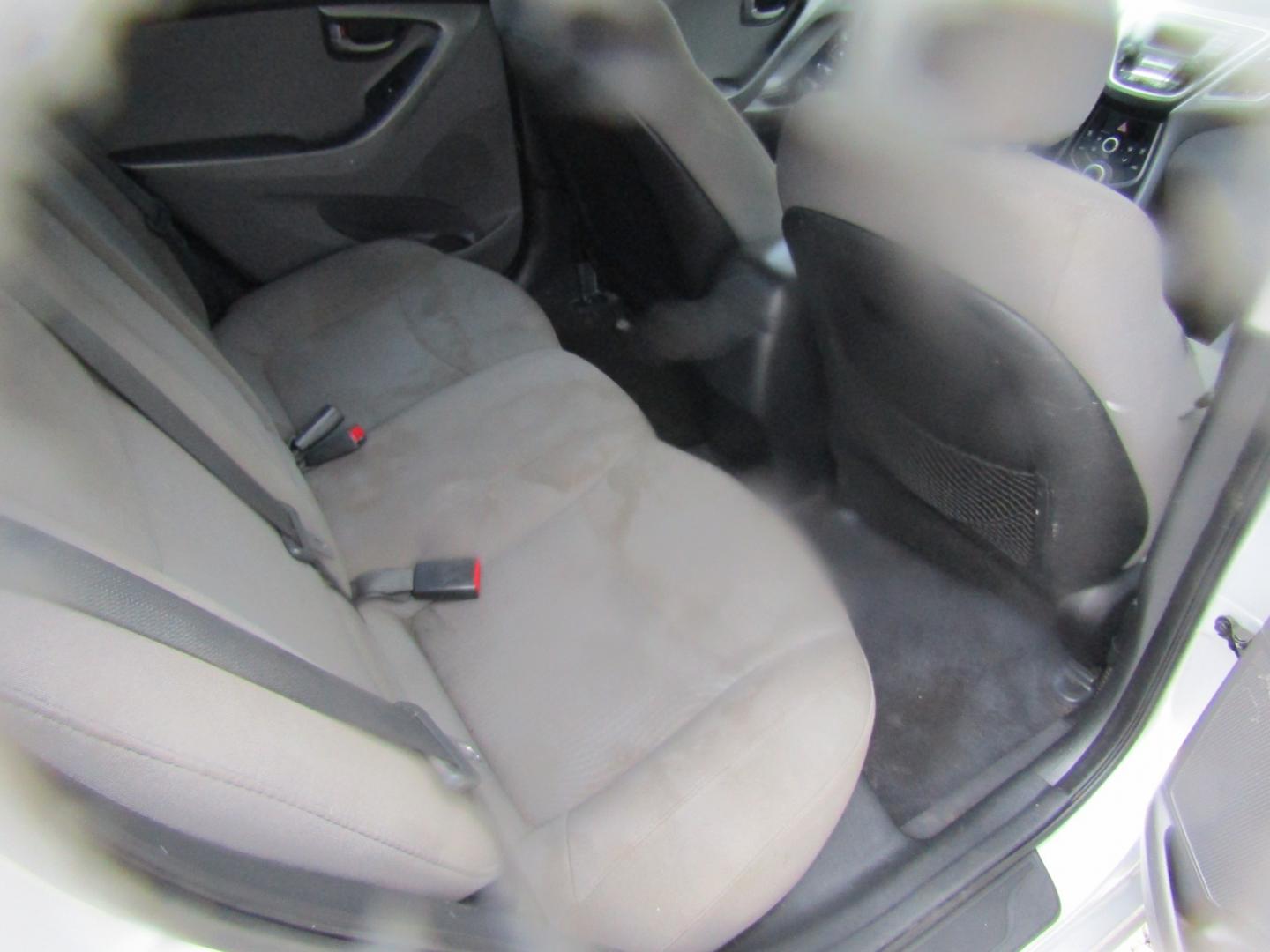 2016 Silver Hyundai Elantra Limited (5NPDH4AE4GH) with an 1.8L L4 DOHC 16V engine, Automatic transmission, located at 15016 S Hwy 231, Midland City, AL, 36350, (334) 983-3001, 31.306210, -85.495277- Photo#8